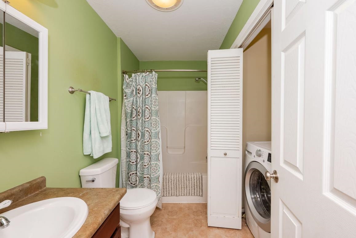 35 Anderson Lane