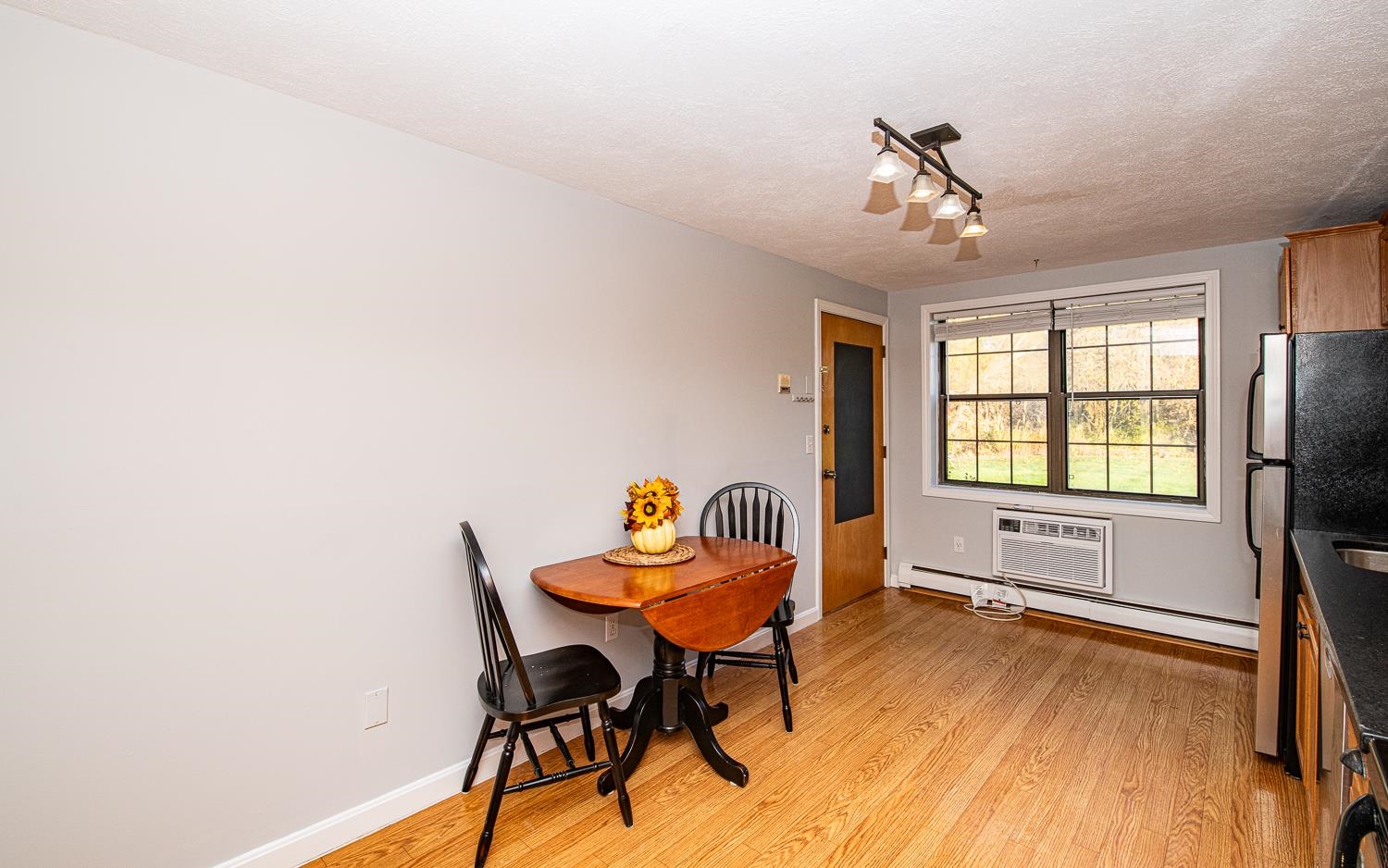 48 Westville Road Unit: 5-4