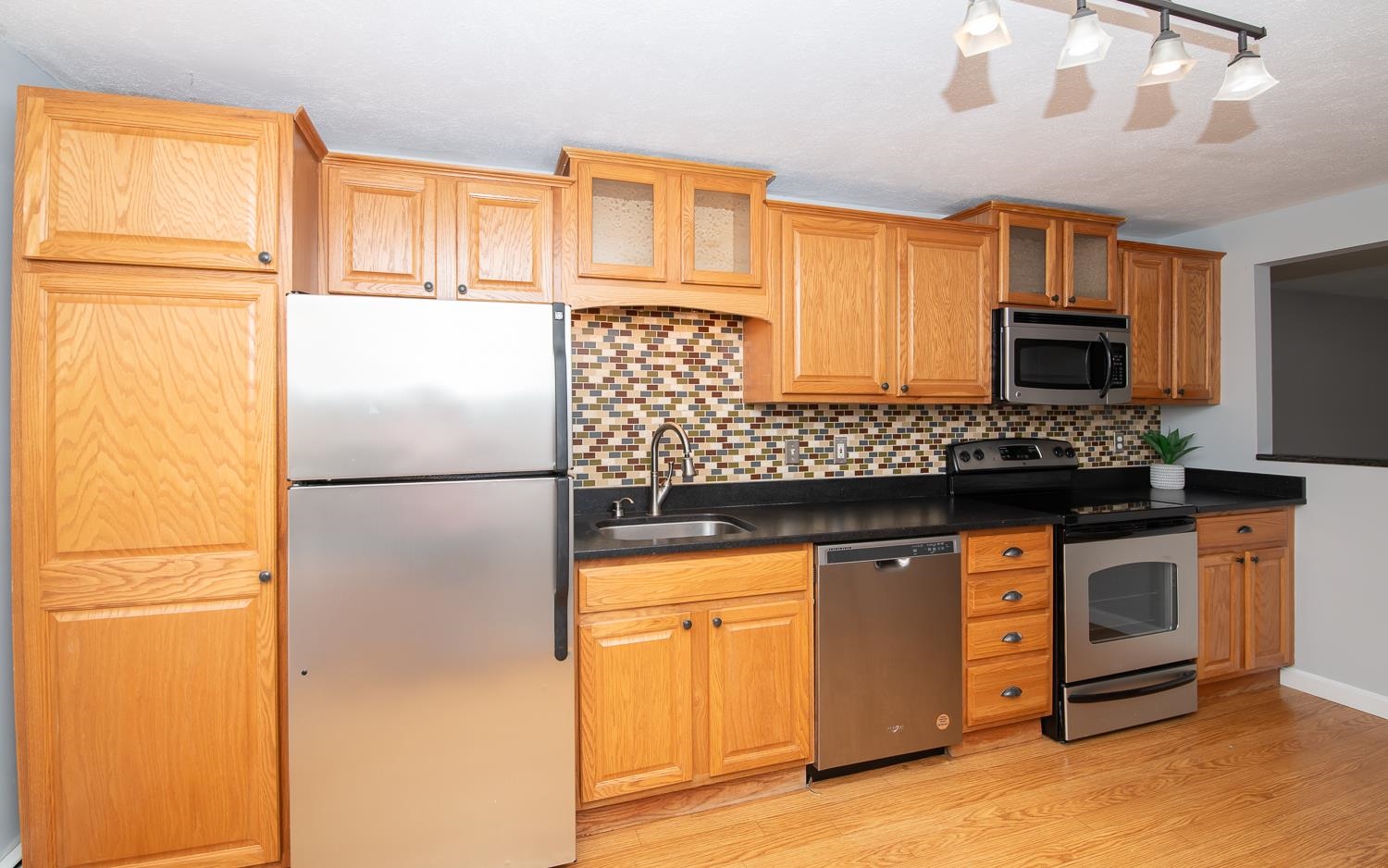 48 Westville Road Unit: 5-4