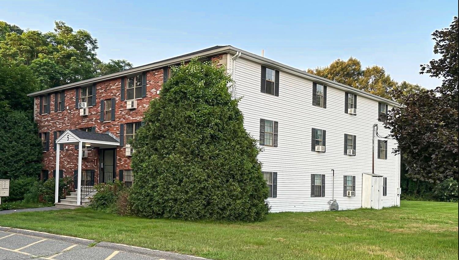 48 Westville Road Unit: 5-4