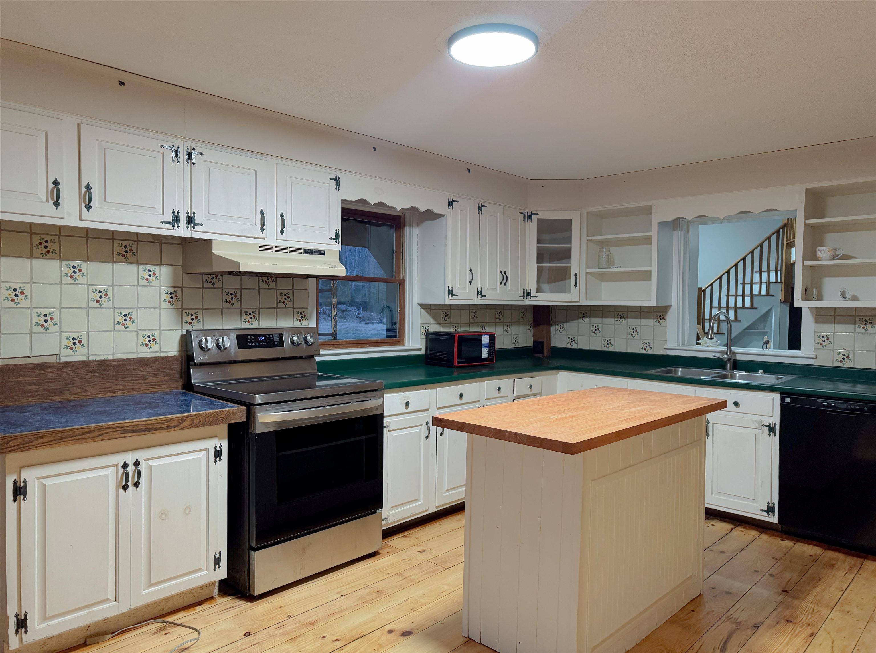 129 McDaniel Shore Drive