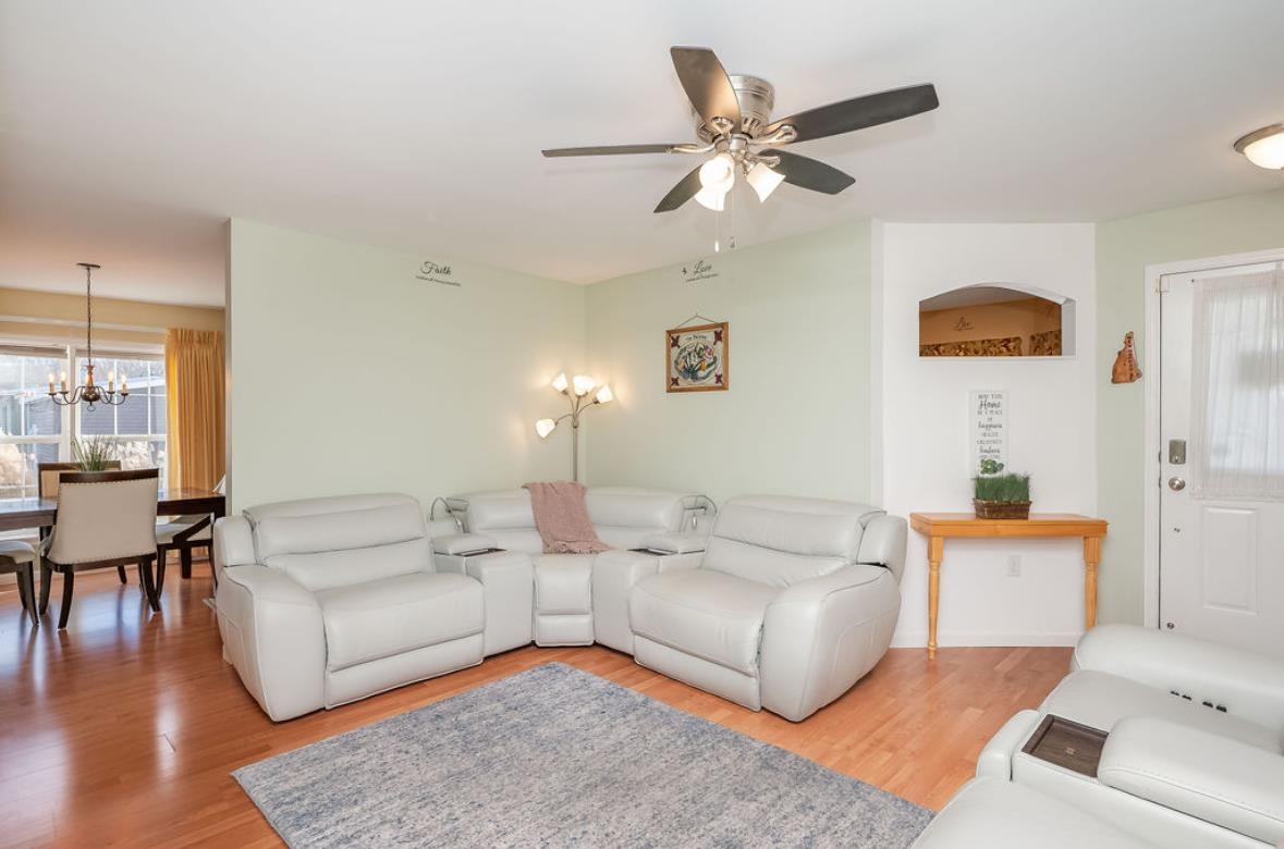 10 Tumbleweed Drive