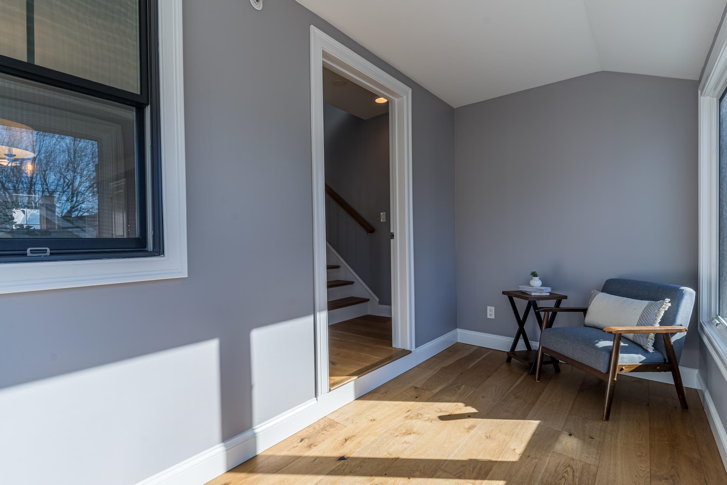 217 Bartlett Street Unit: 3
