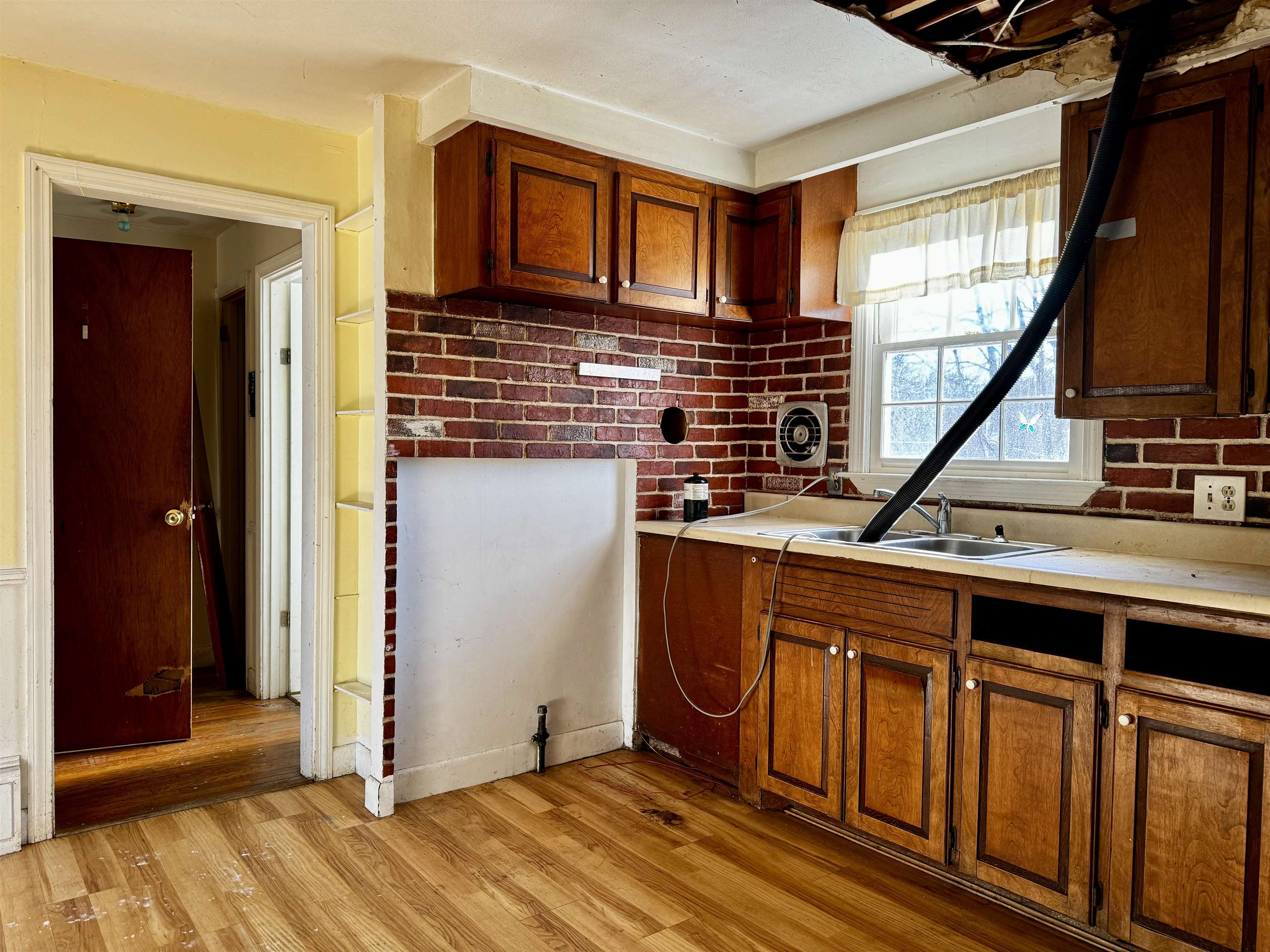 2 Sweetbriar Lane