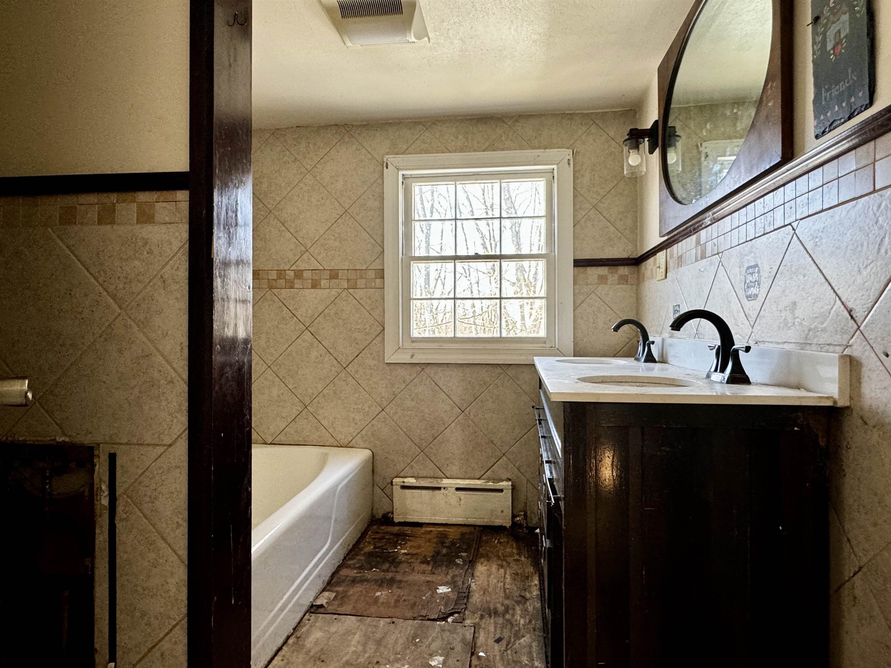 2 Sweetbriar Lane