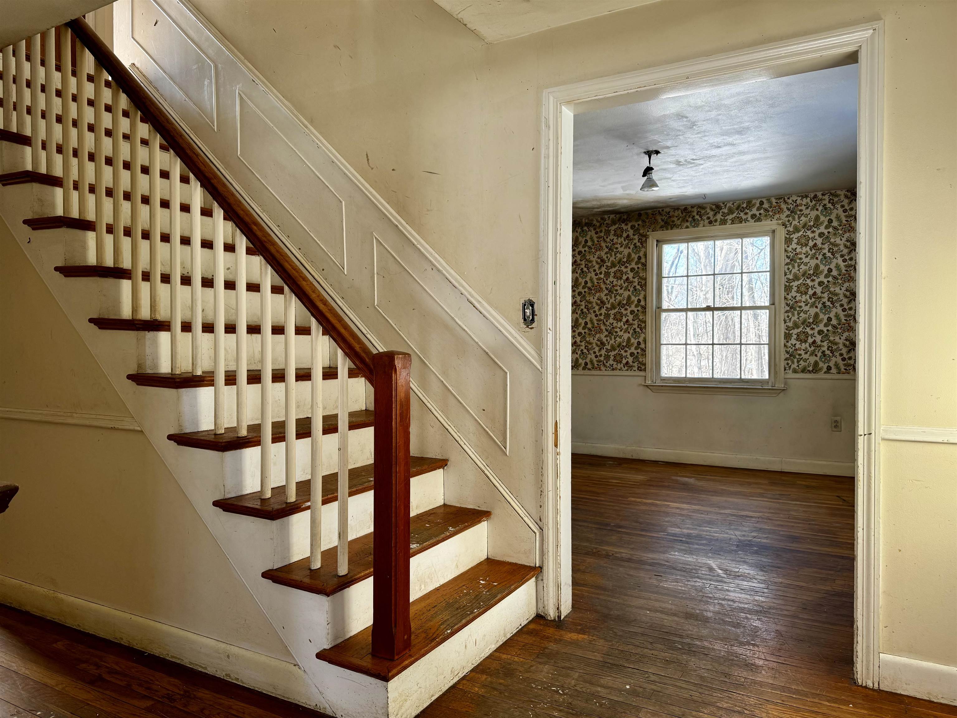 2 Sweetbriar Lane