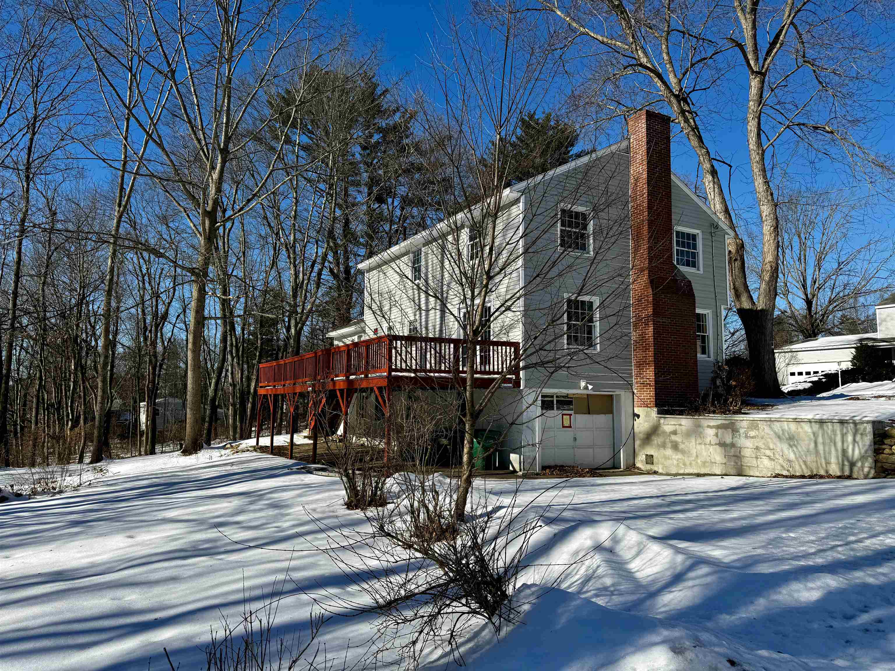 2 Sweetbriar Lane