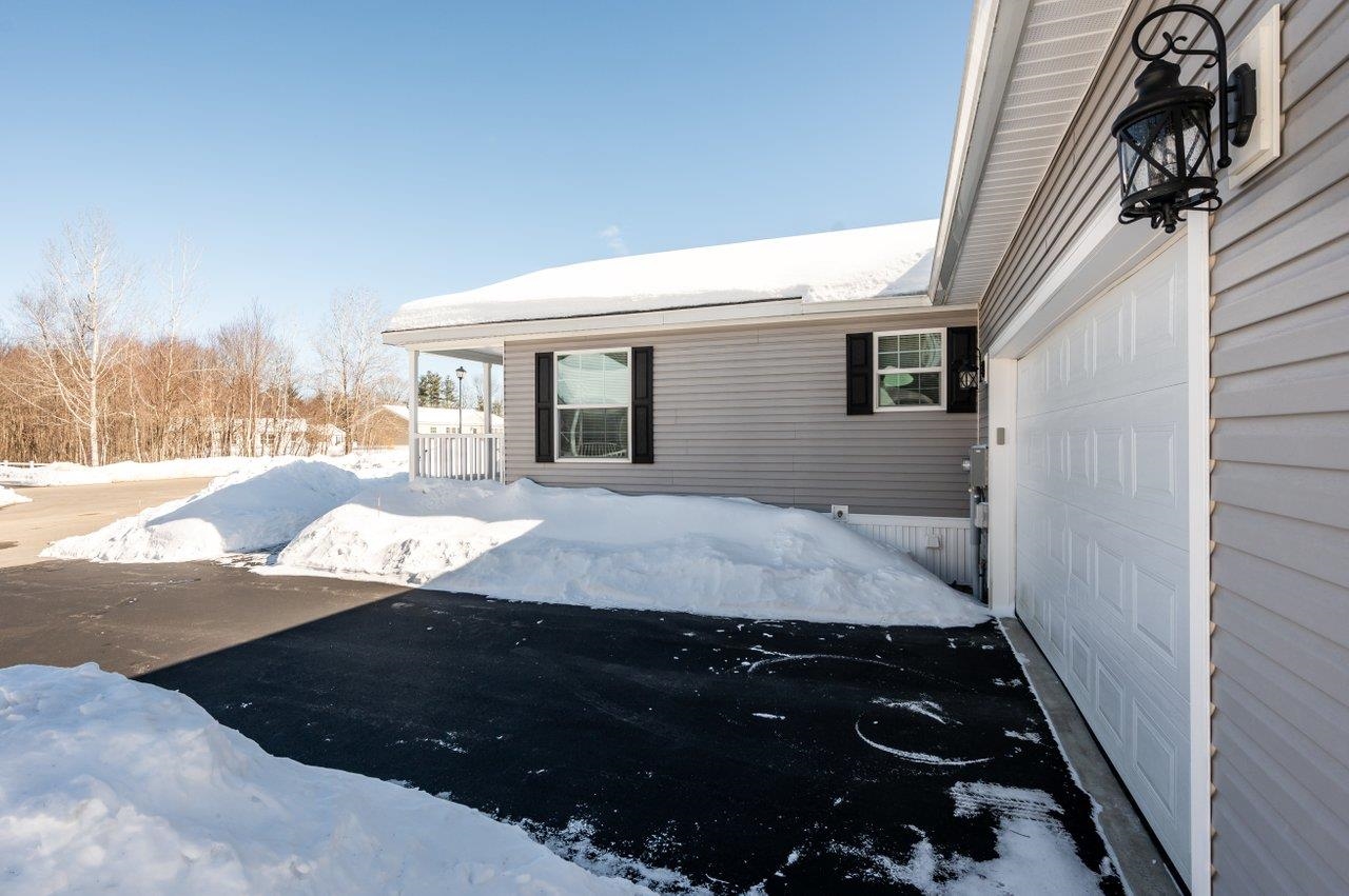 17 Ashleigh Way