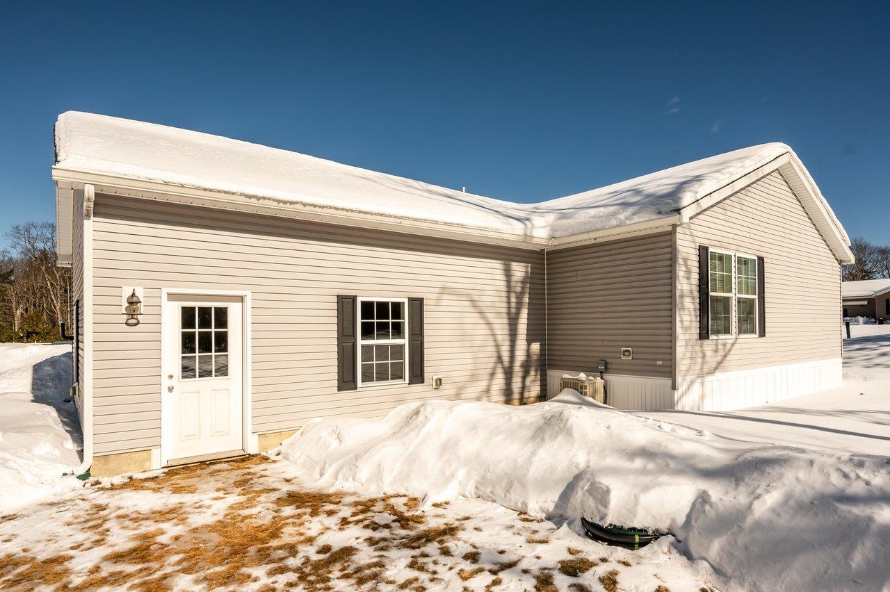 17 Ashleigh Way