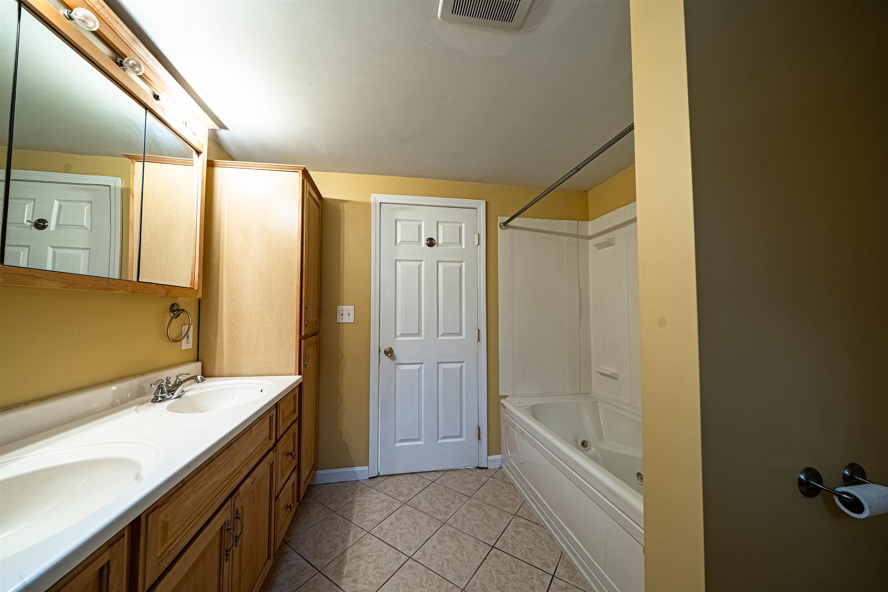 22 Deerfield Court