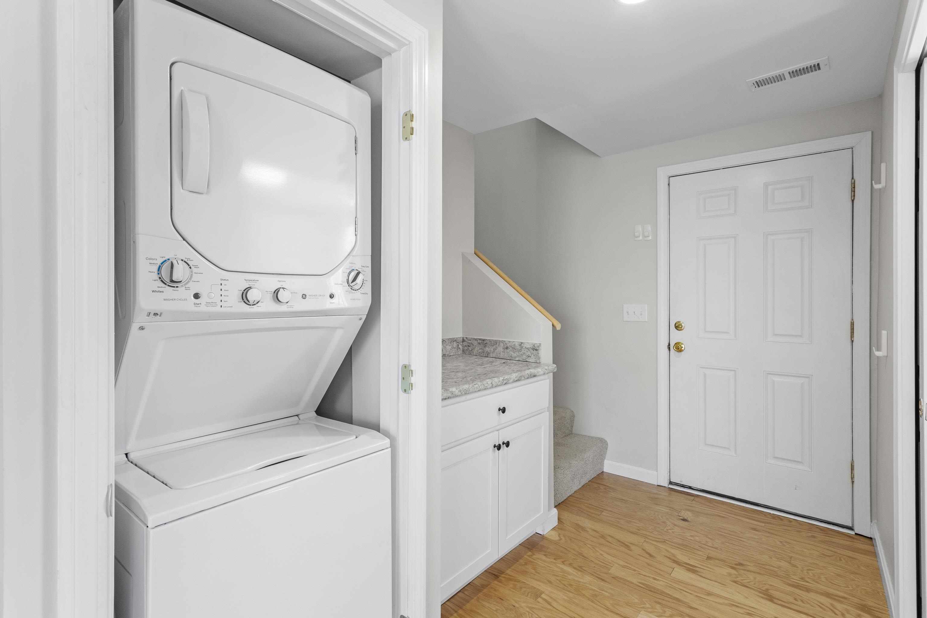98 Henry Law Avenue Unit: 21