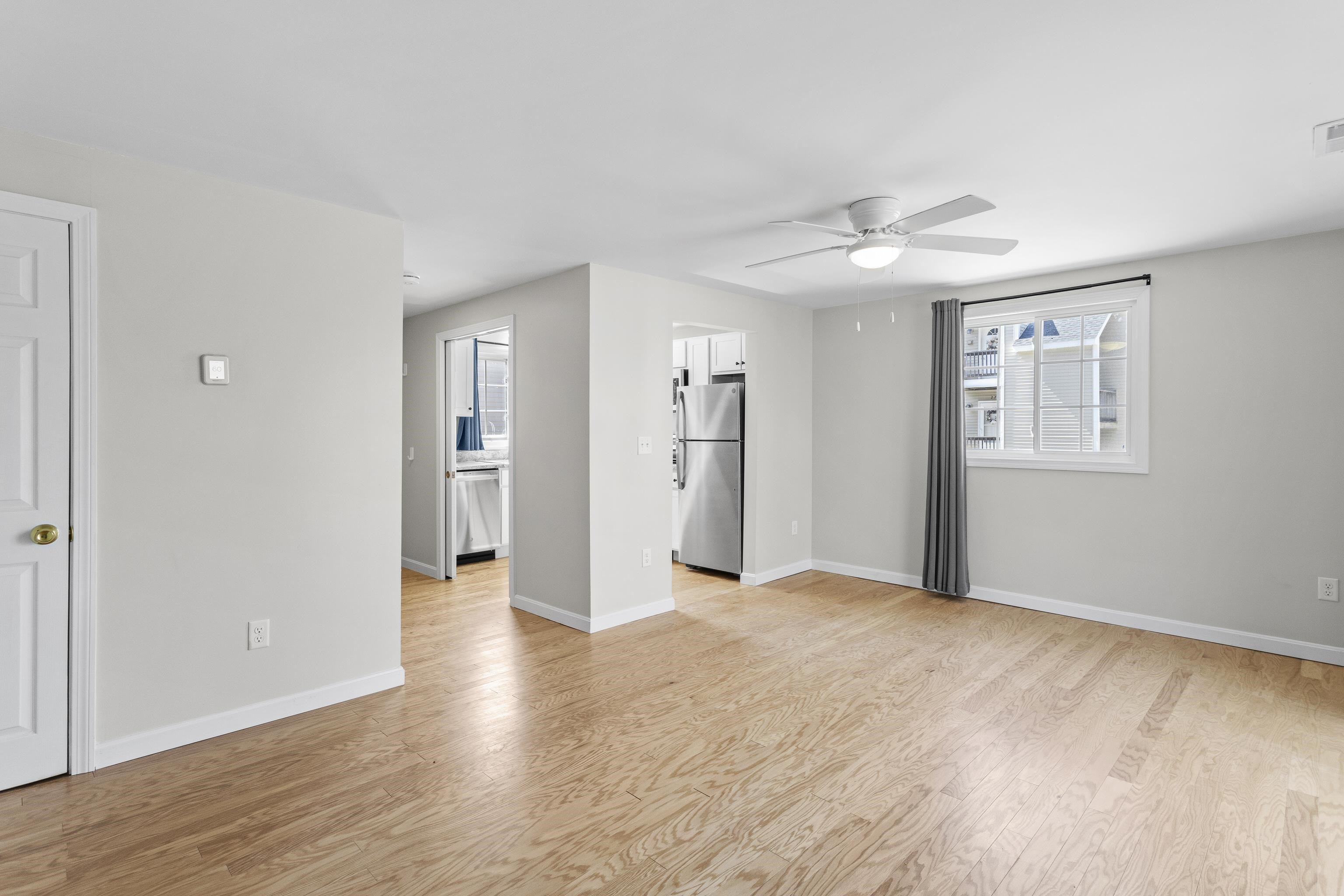 98 Henry Law Avenue Unit: 21