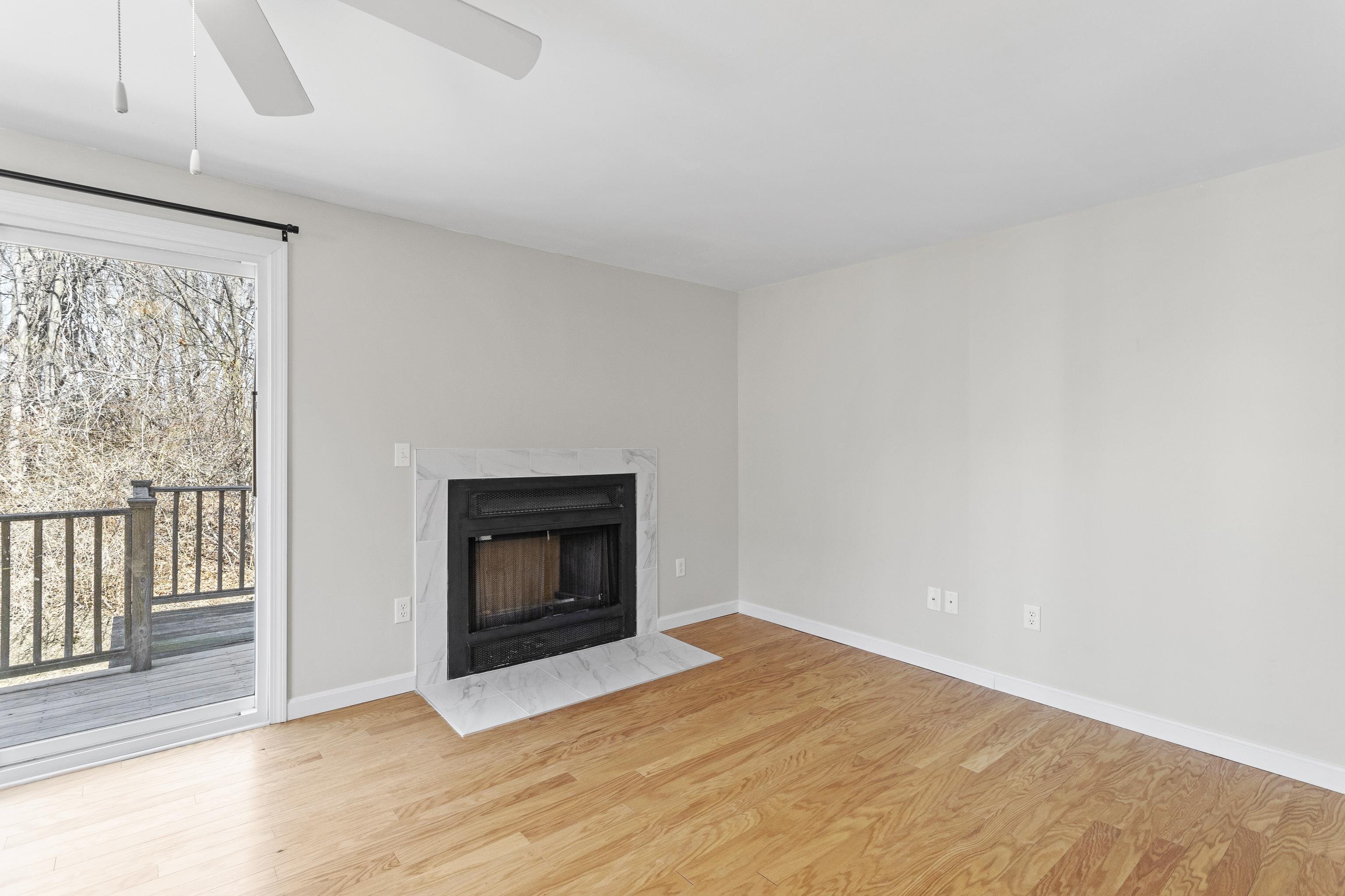 98 Henry Law Avenue Unit: 21