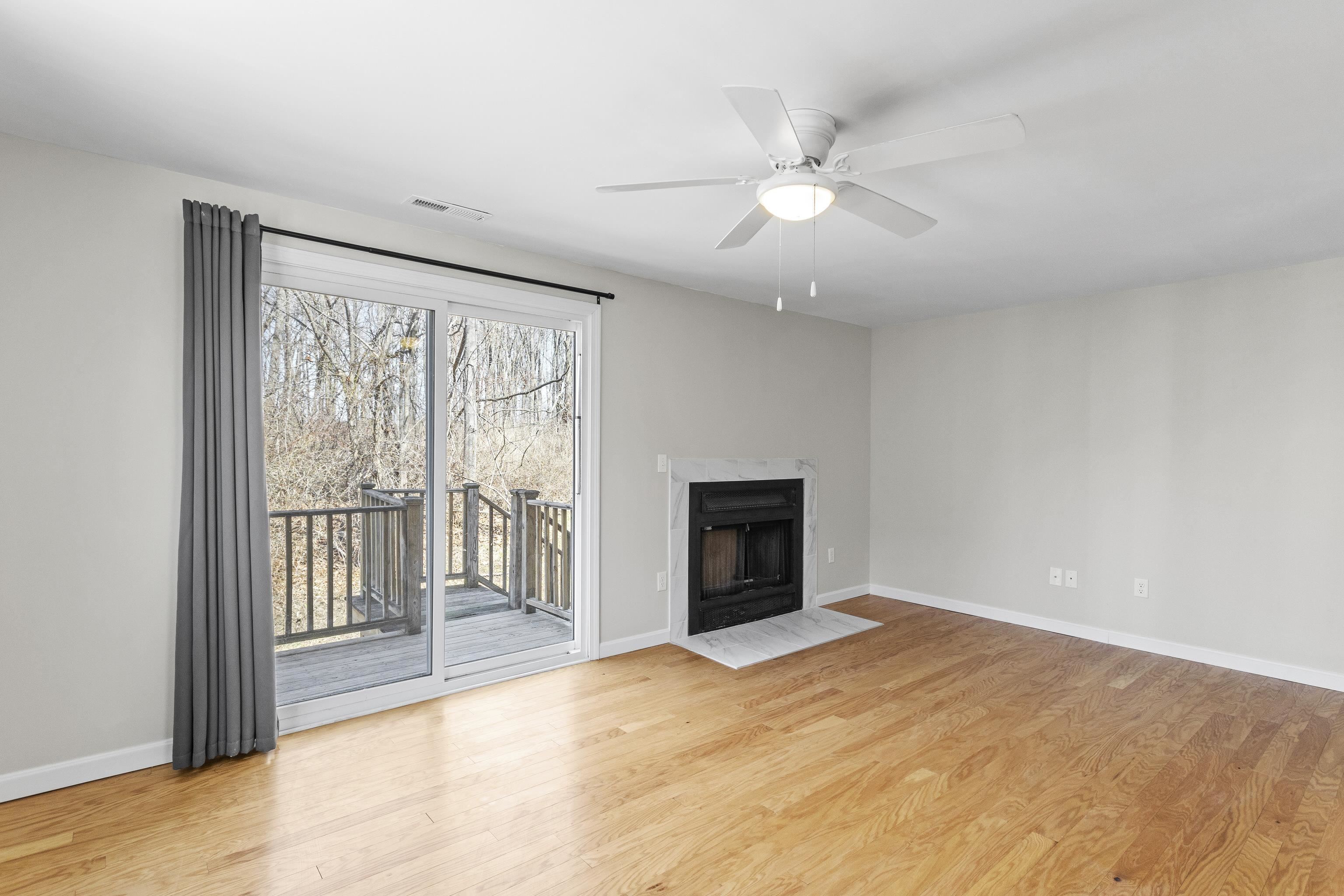 98 Henry Law Avenue Unit: 21