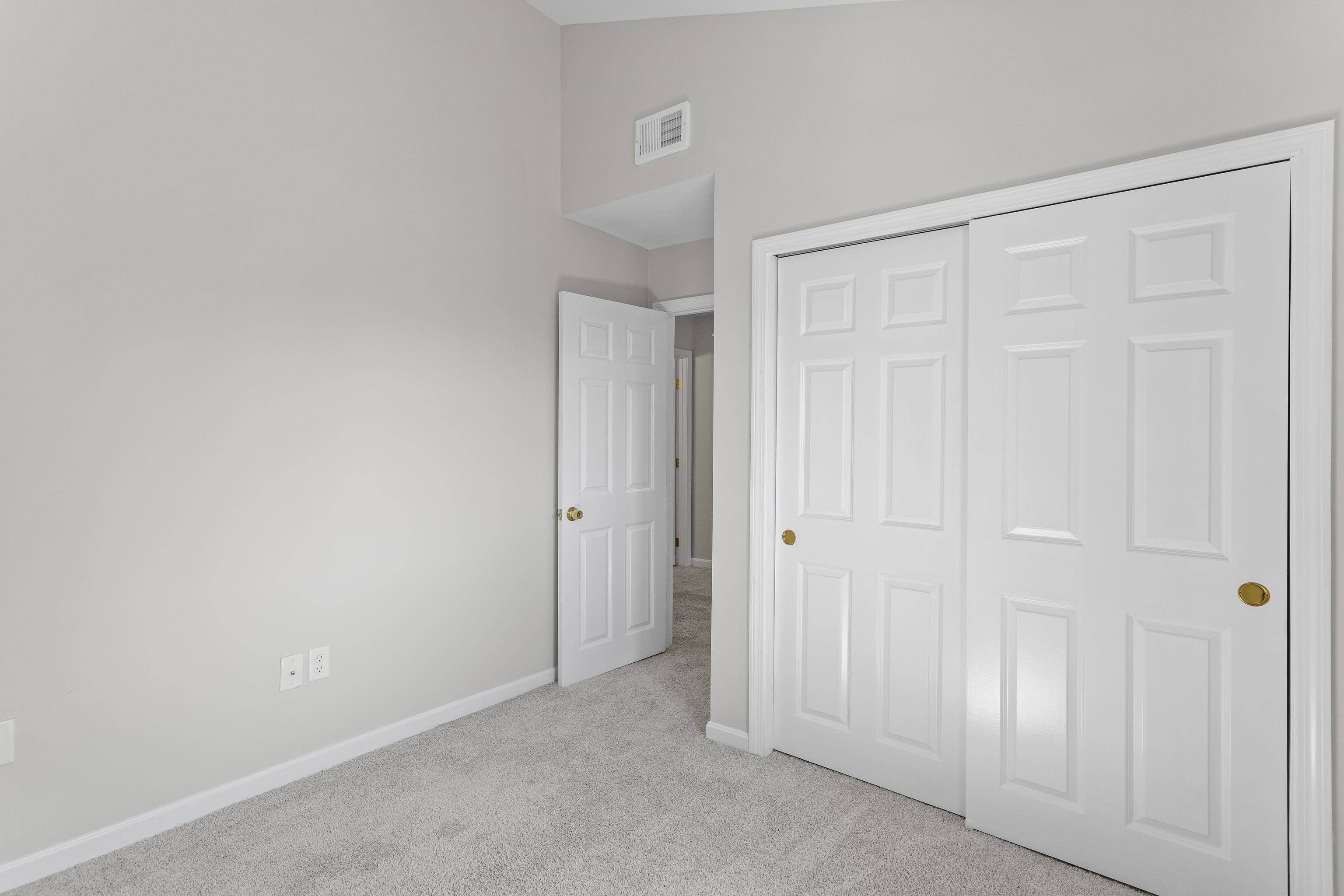 98 Henry Law Avenue Unit: 21