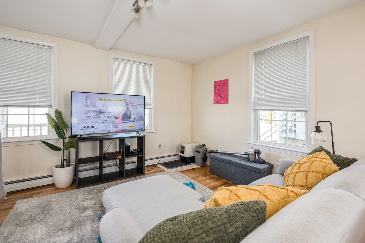 19-21 Chestnut Street