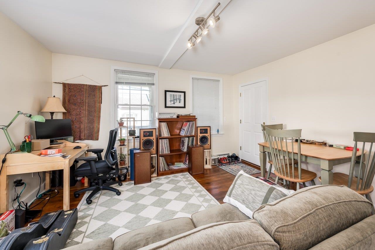 19-21 Chestnut Street