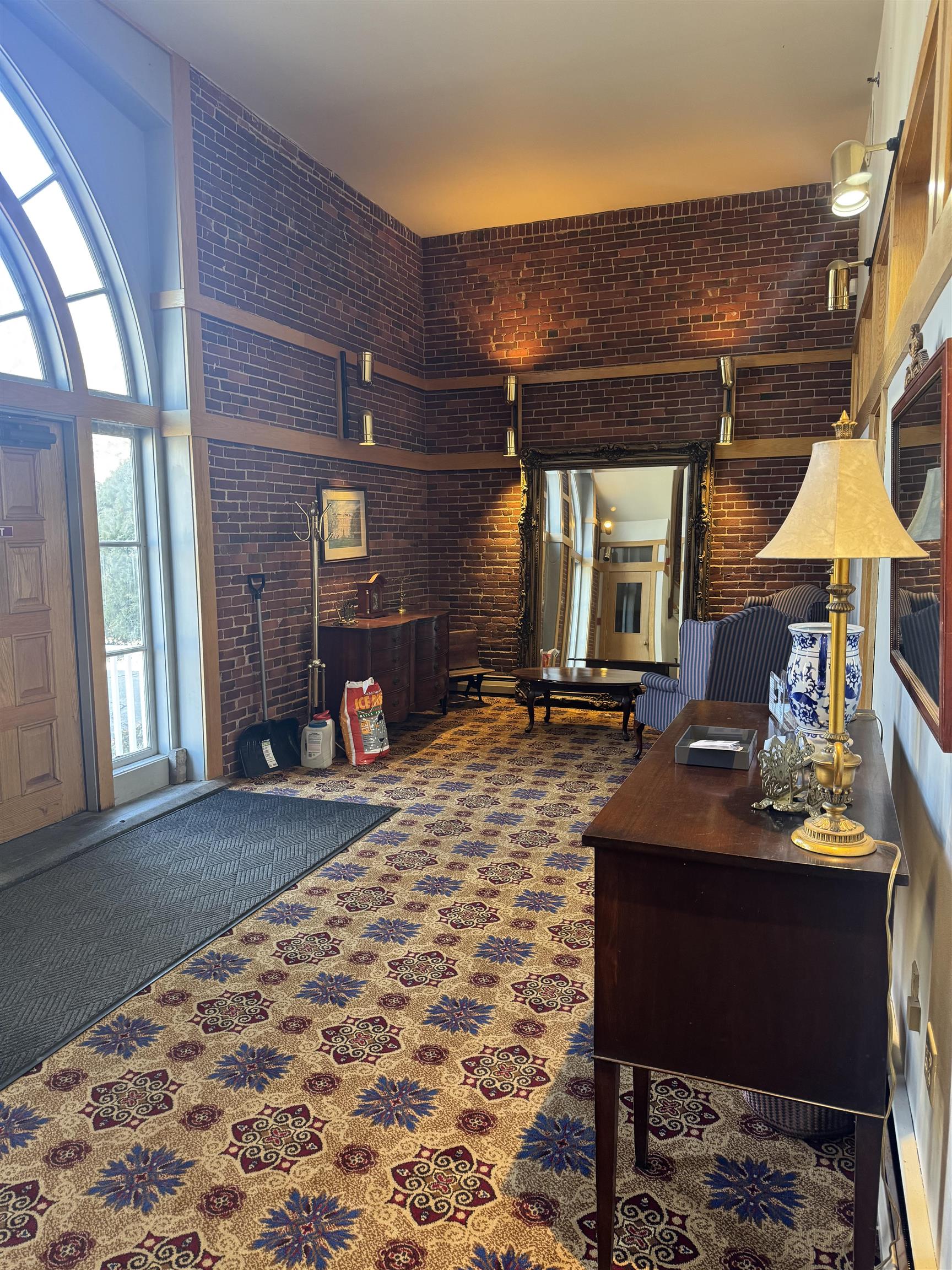 180 Locust Street