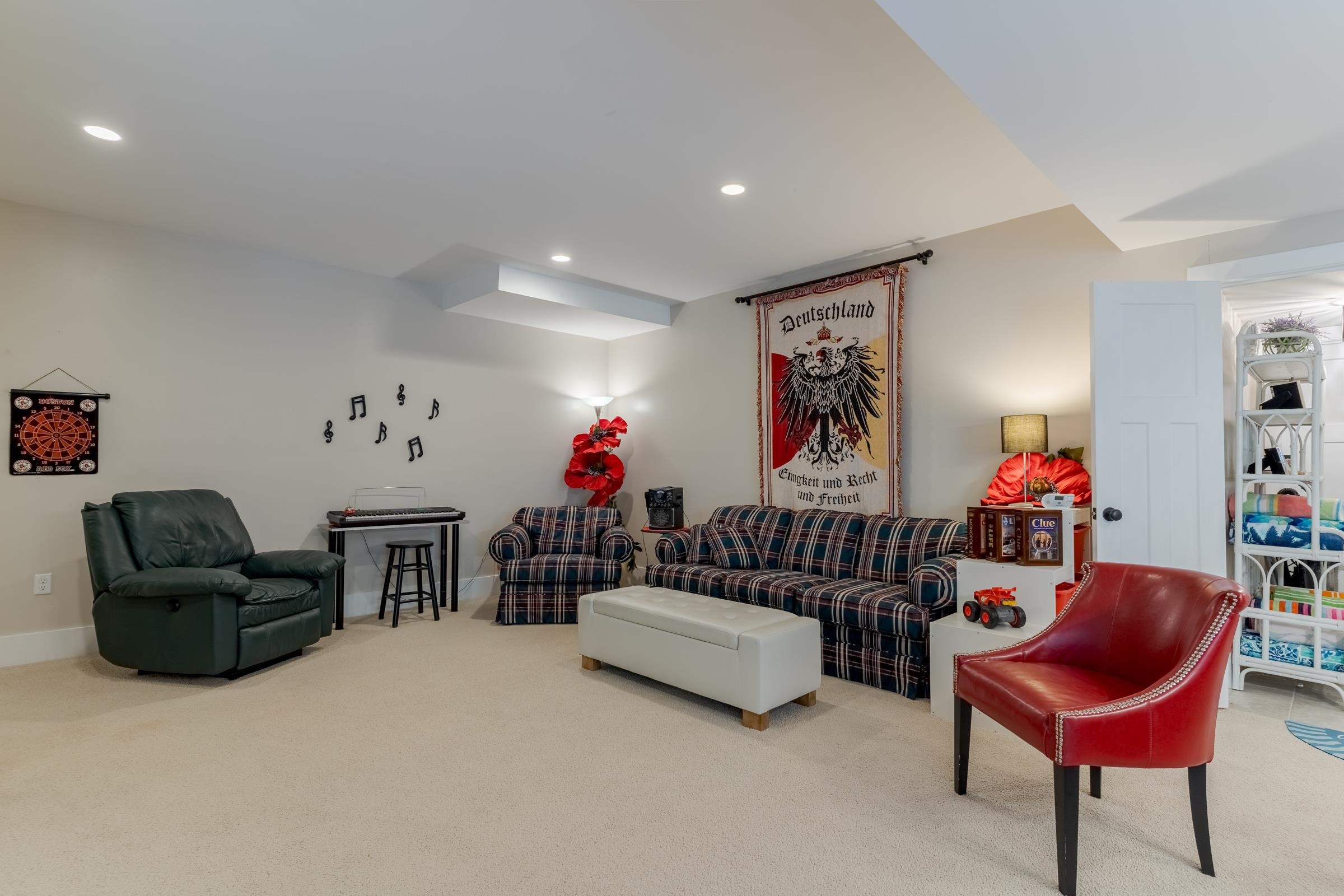 1 Point of Rocks Terrace