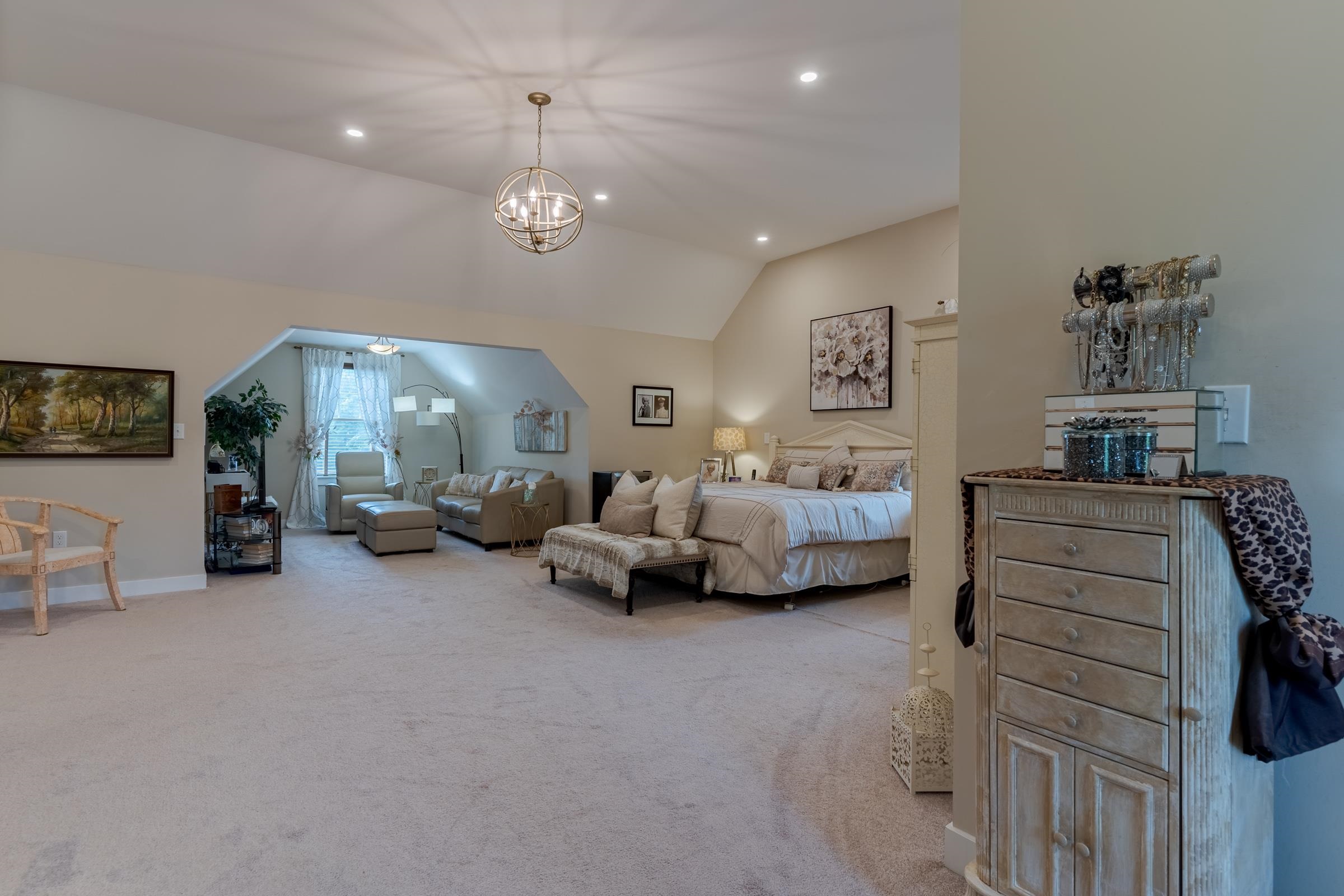 1 Point of Rocks Terrace