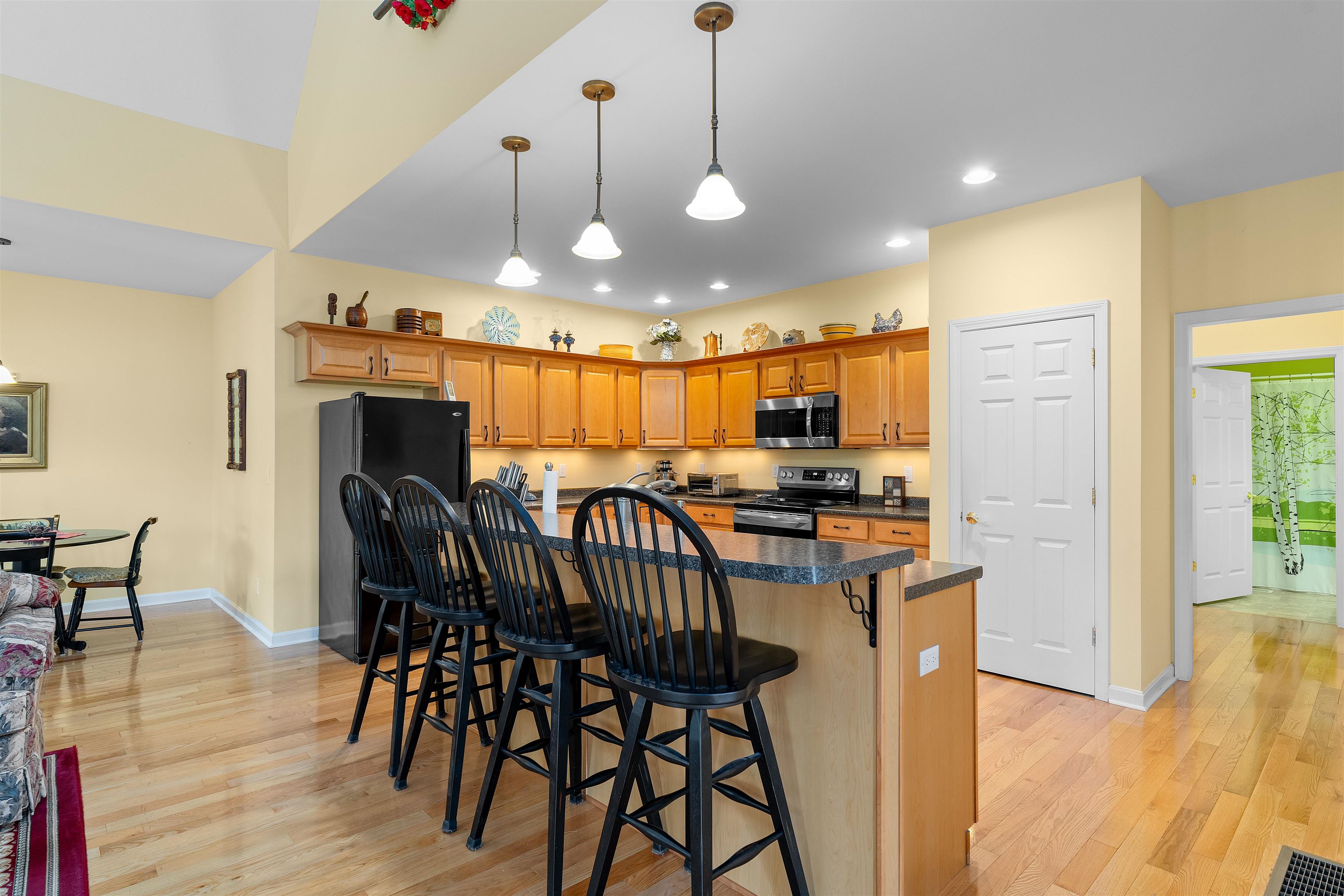 24 Gladiola Way