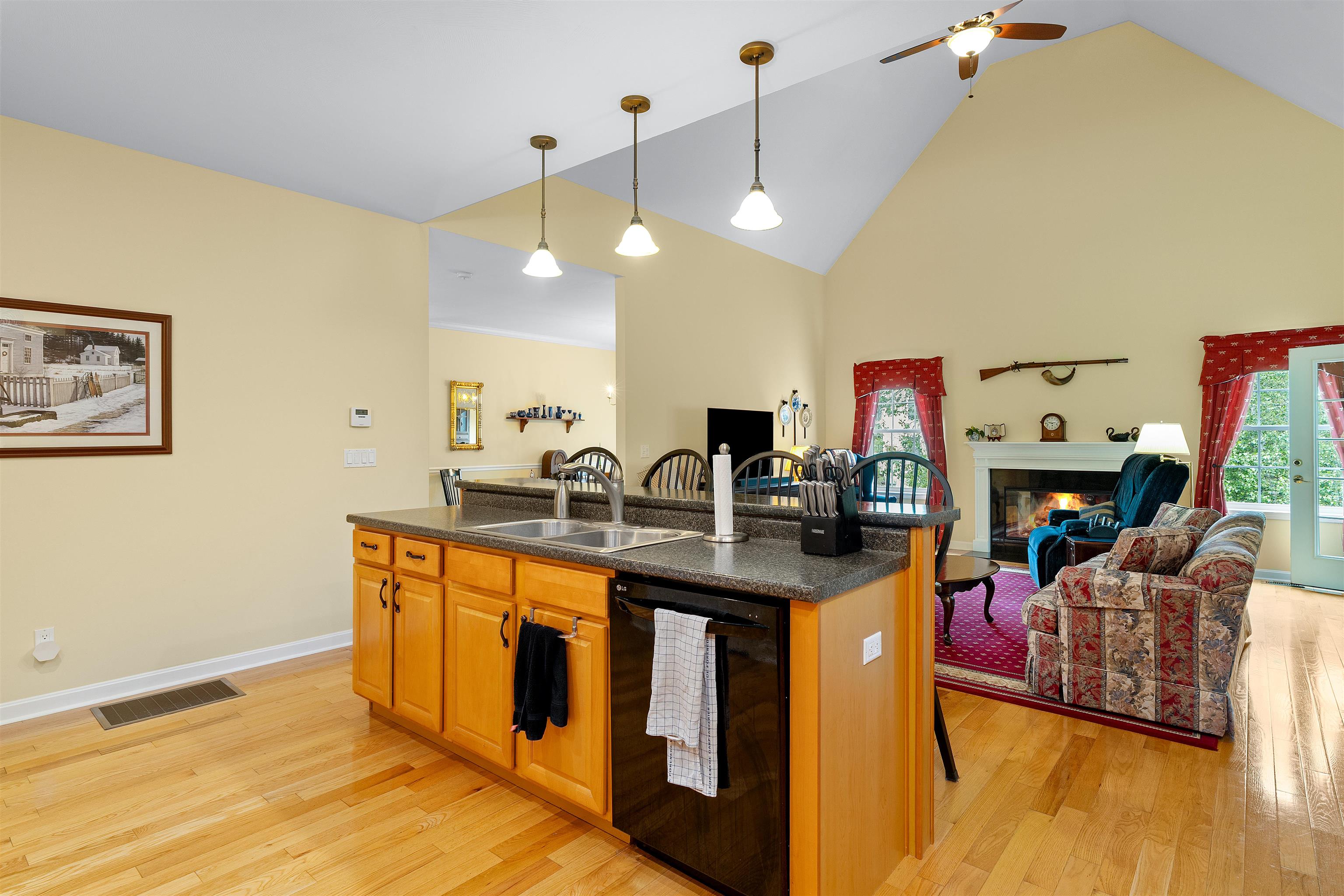 24 Gladiola Way