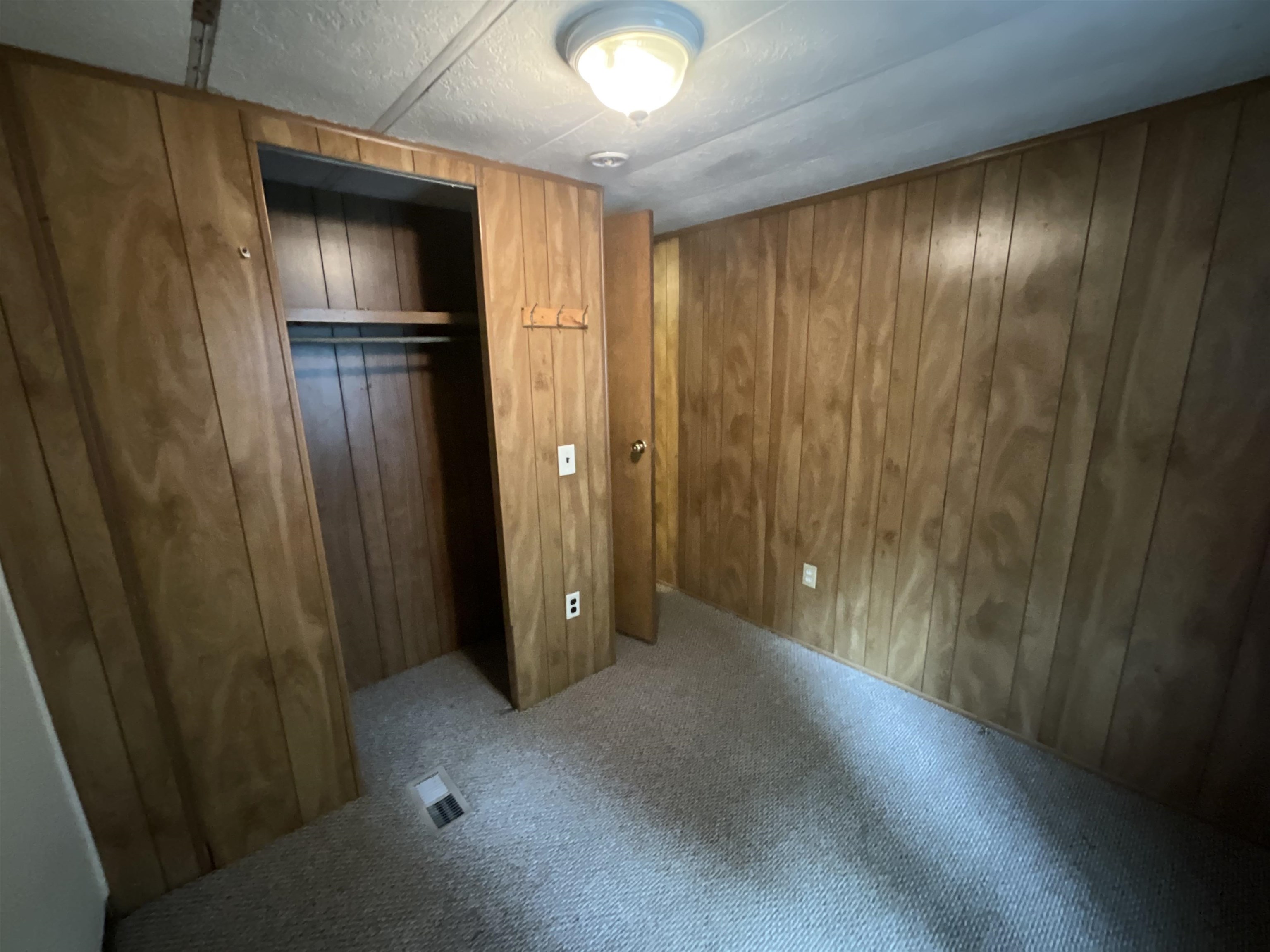 60 White Birch Lane