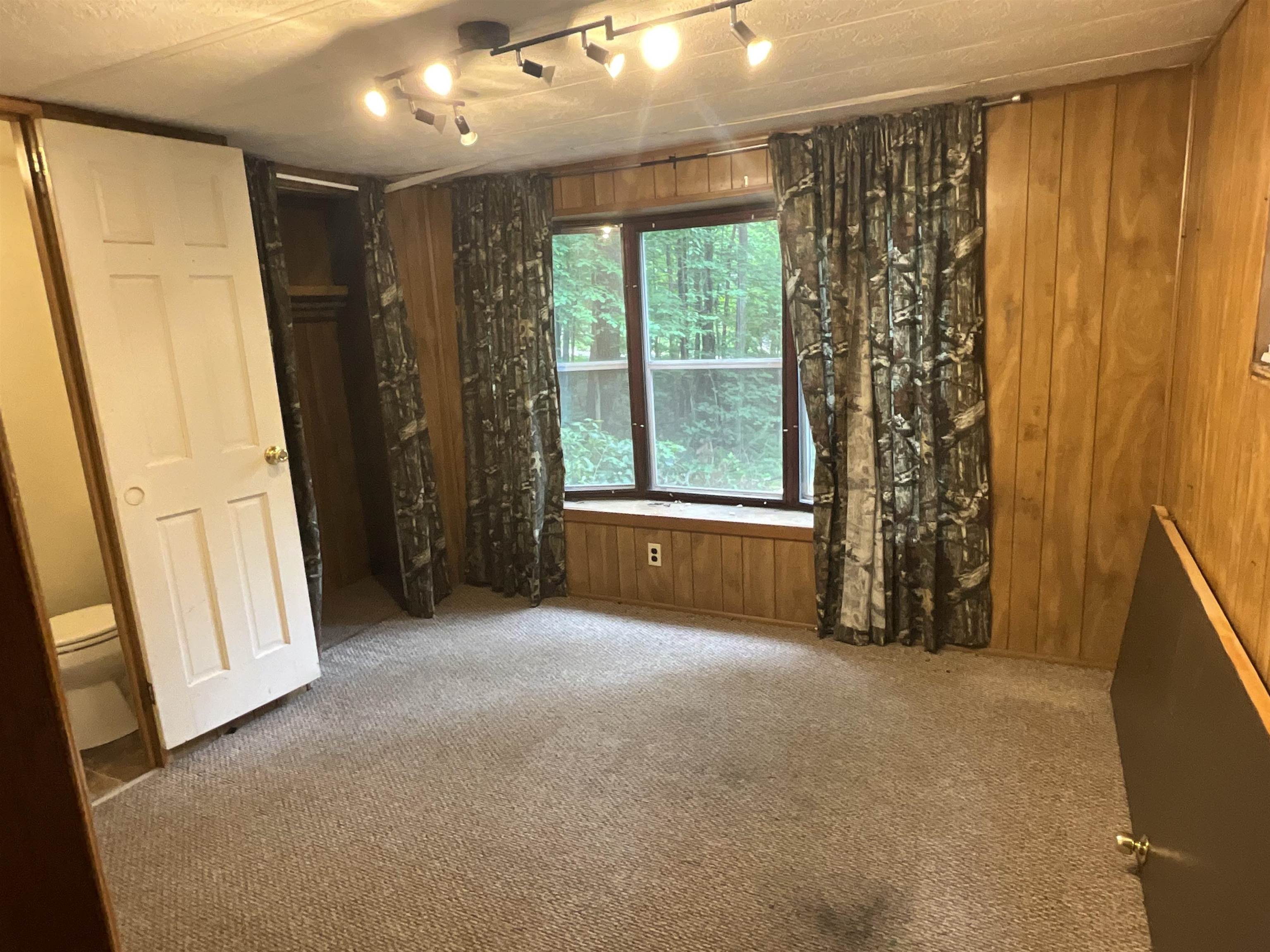 60 White Birch Lane