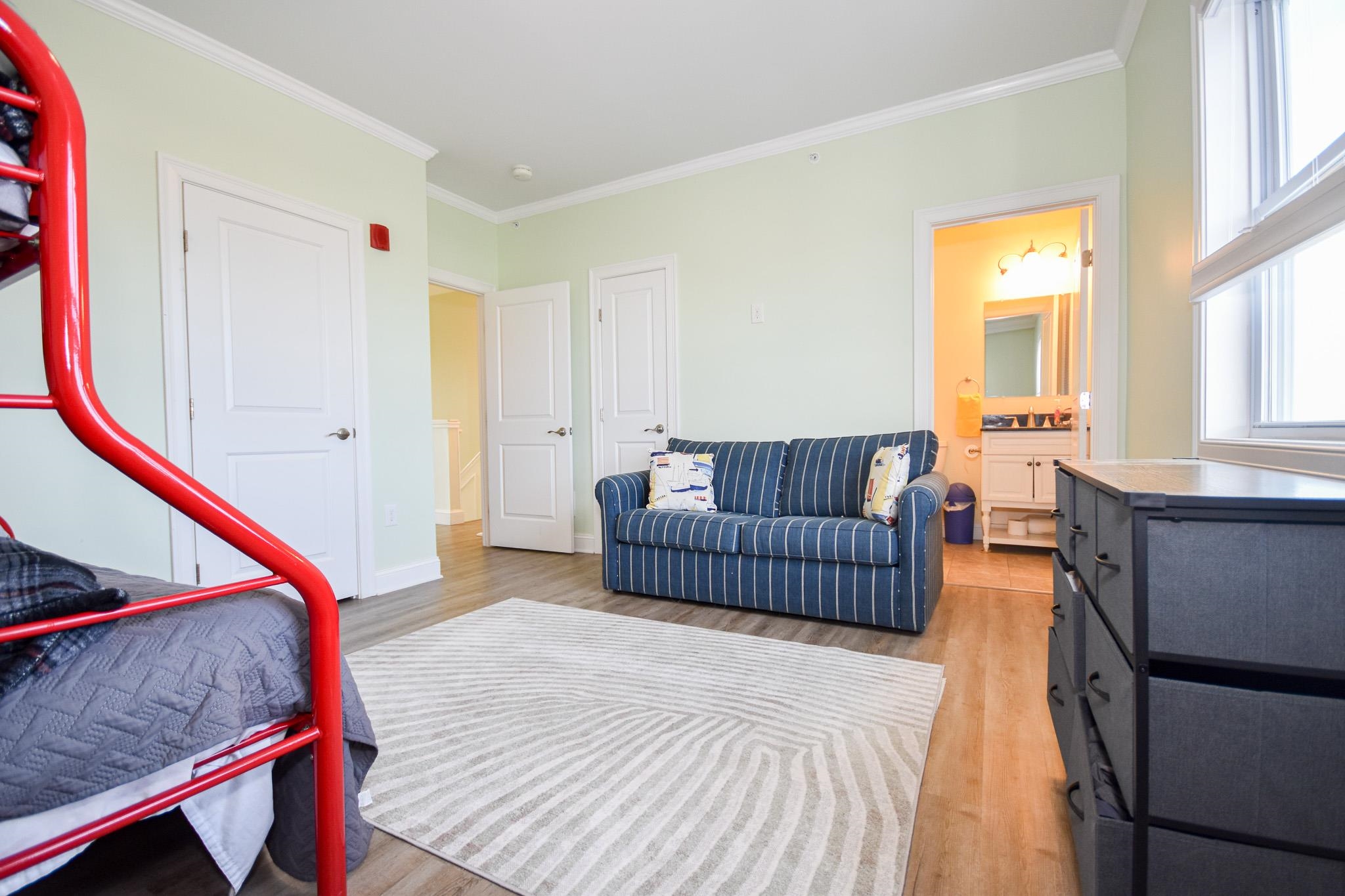 33 Ocean Boulevard Unit: 8