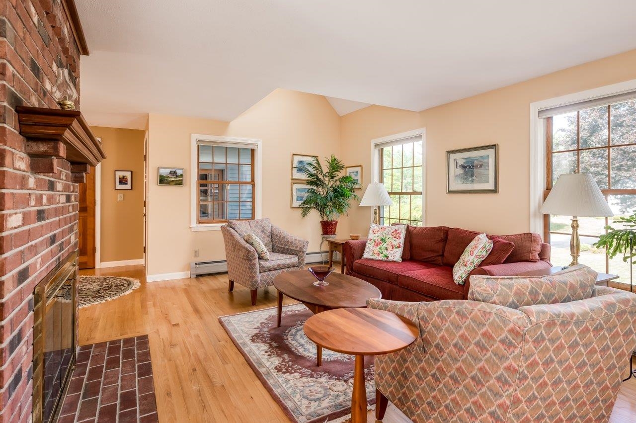 7 Sumac Lane