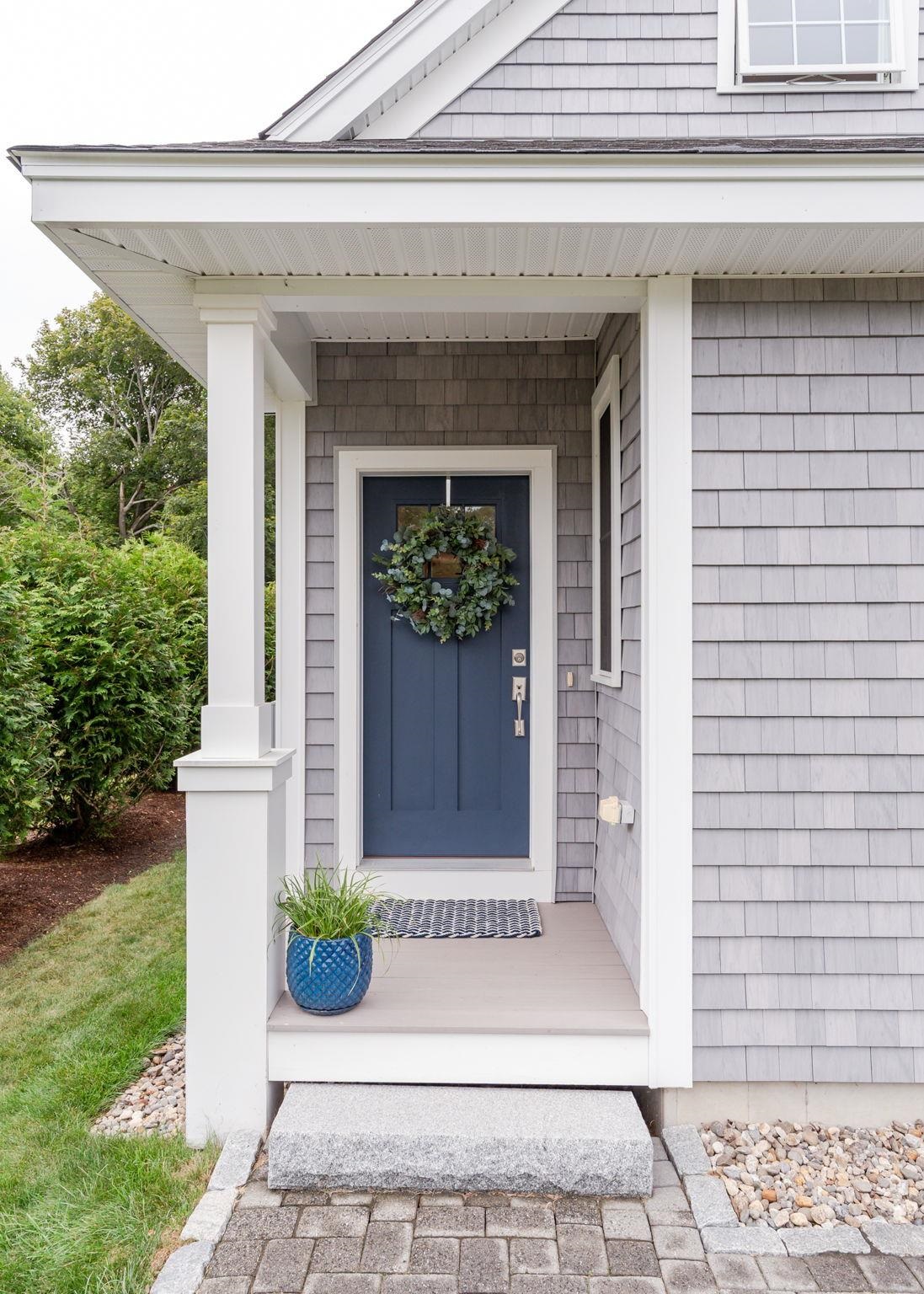 996 Maplewood Avenue Unit: A