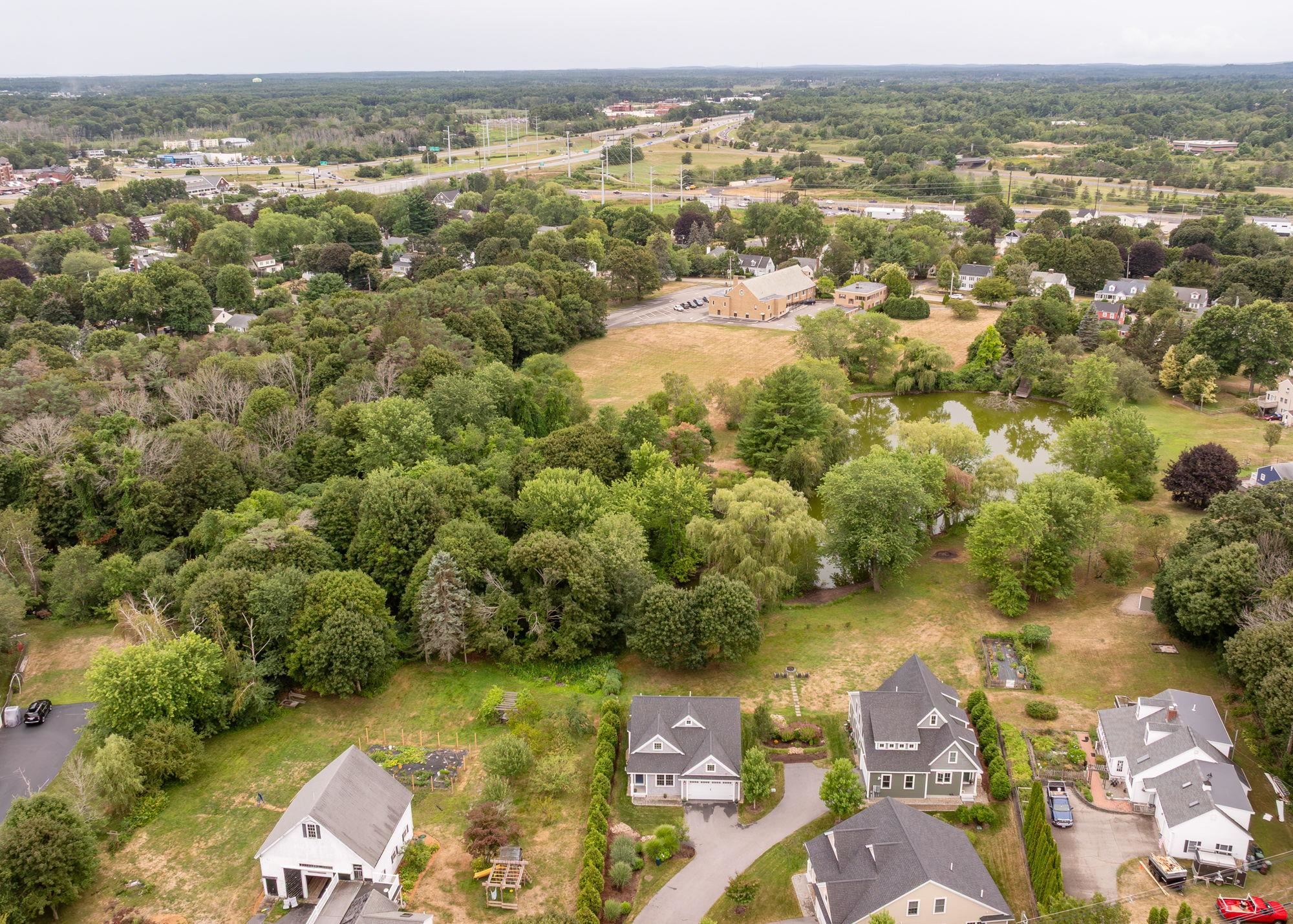 996 Maplewood Avenue Unit: A