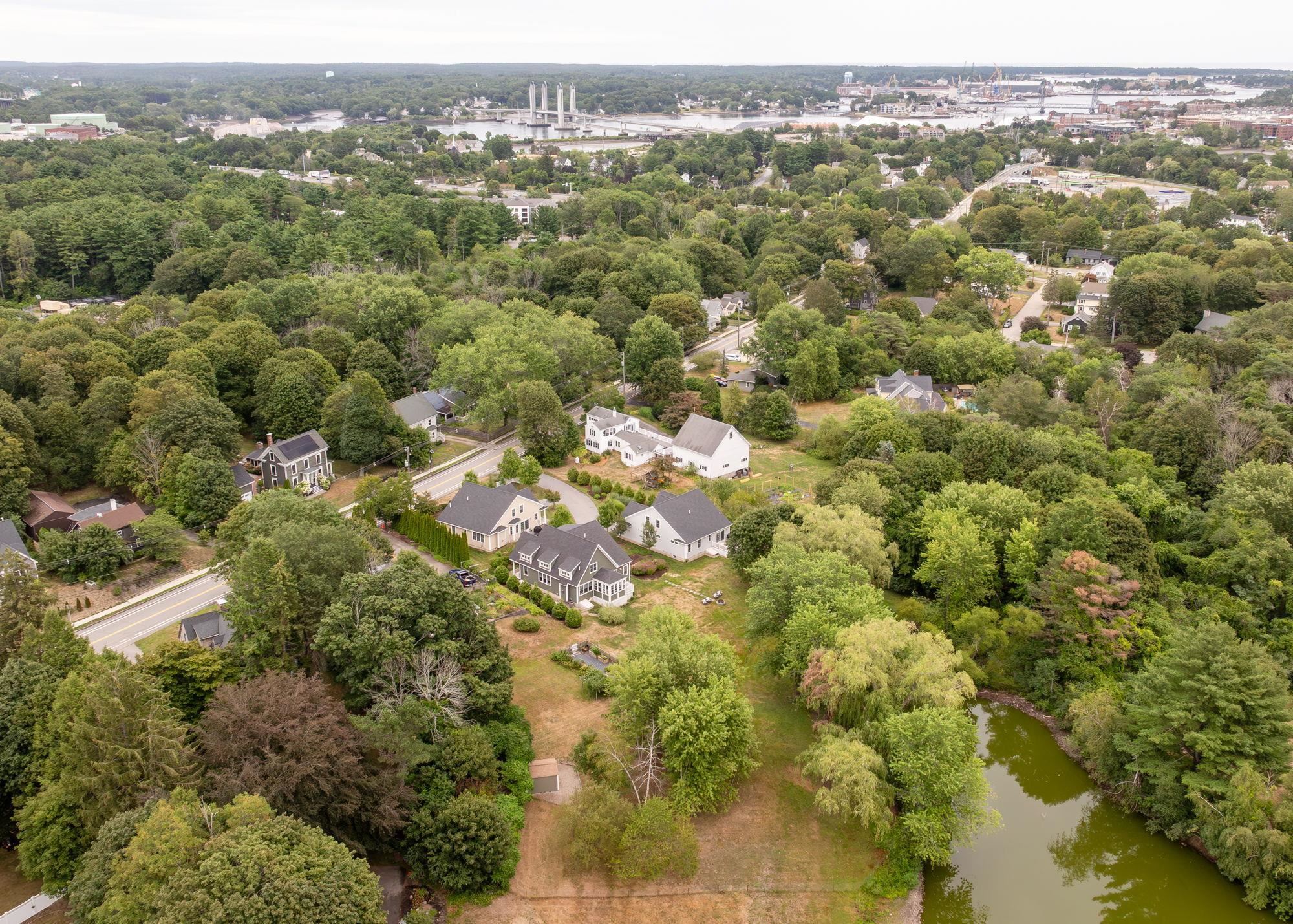 996 Maplewood Avenue Unit: A