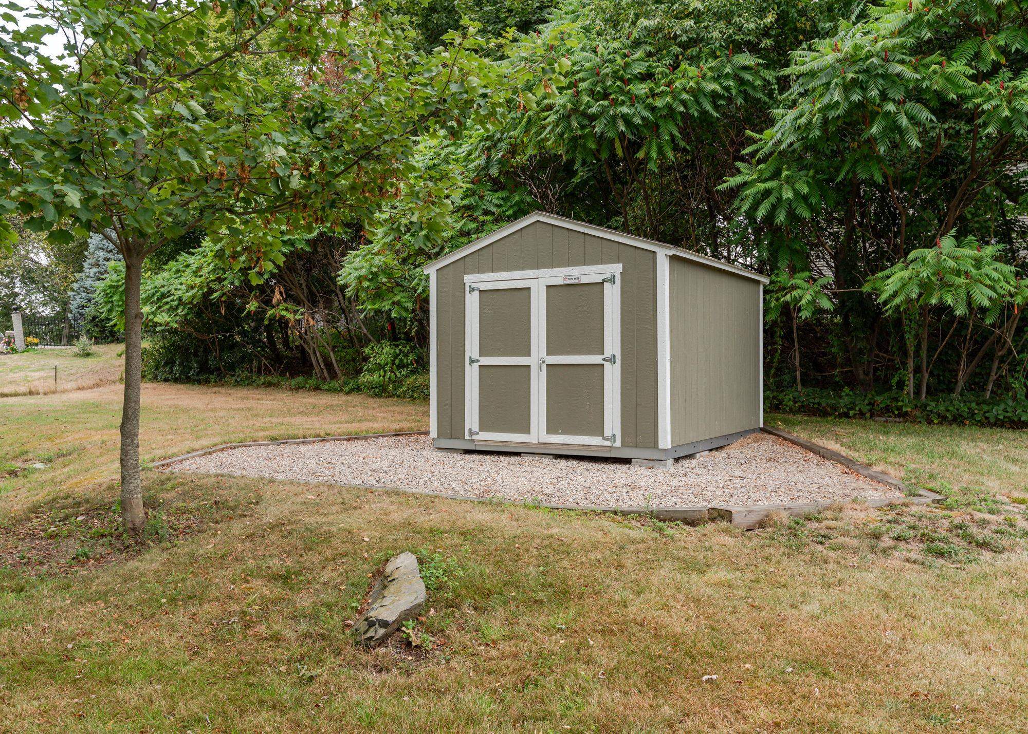 996 Maplewood Avenue Unit: A