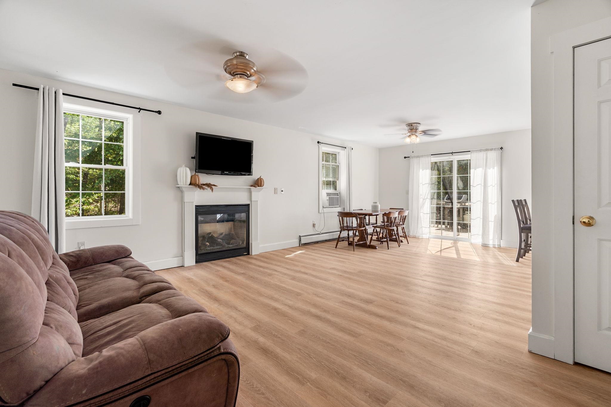 53 Oak Hill Road