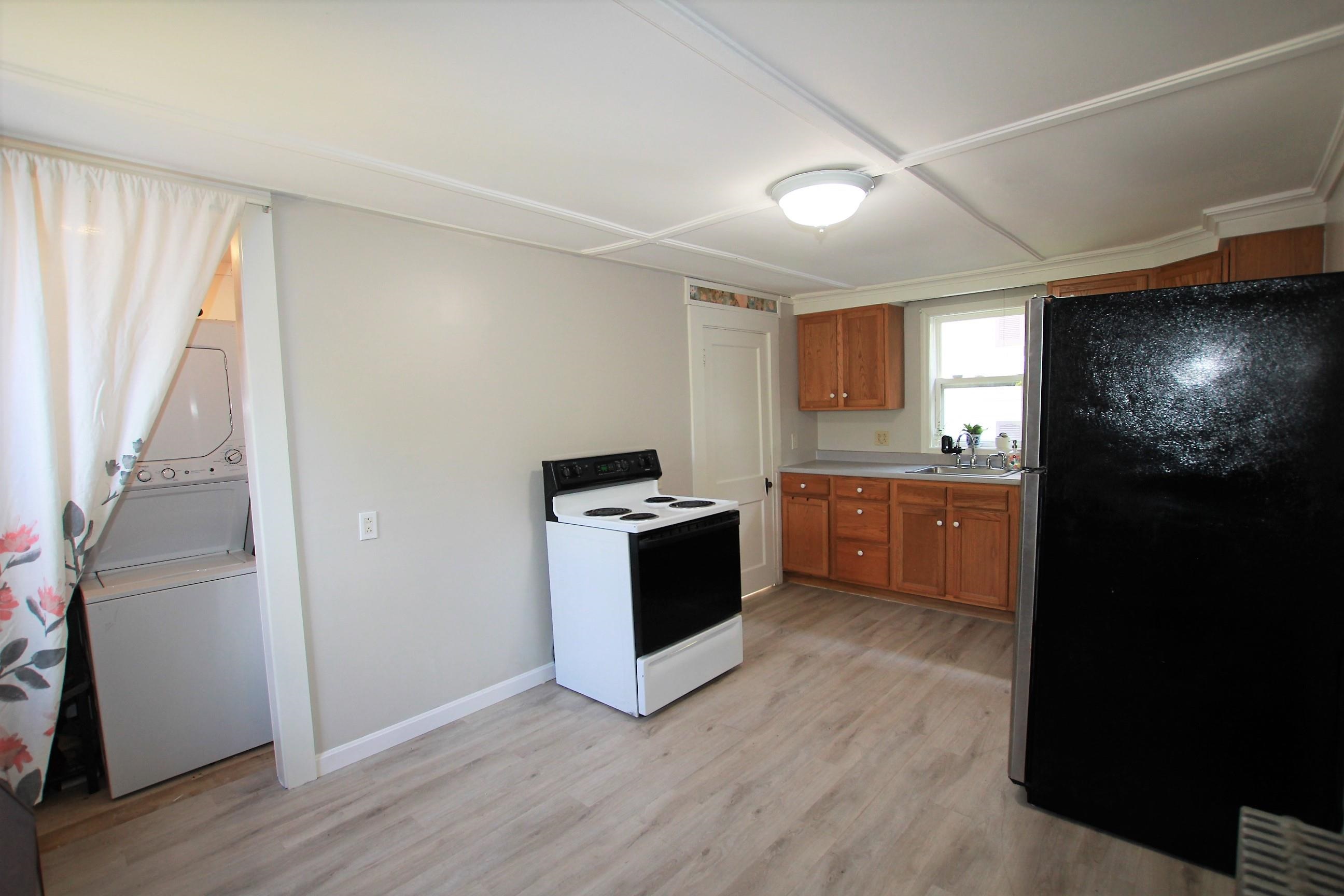44 Pleasant Street