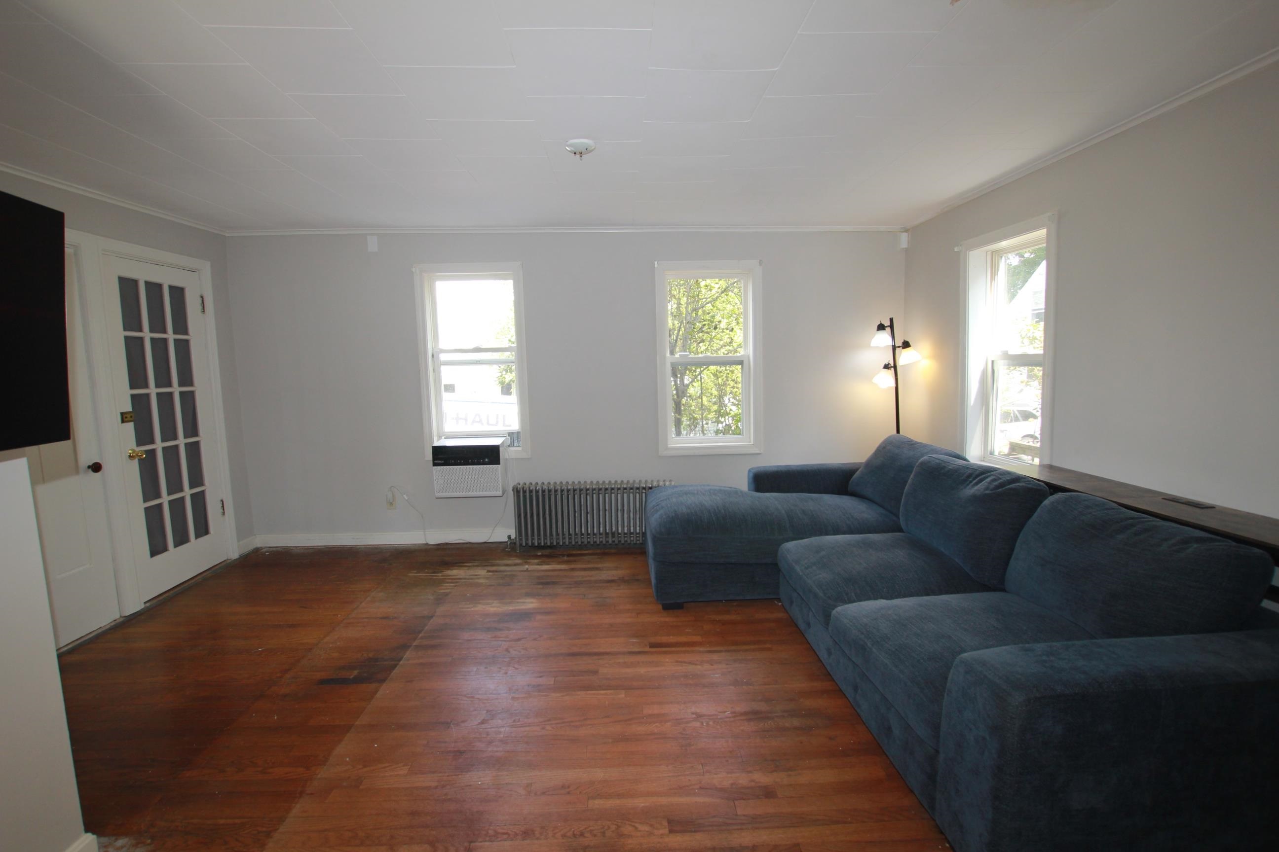 44 Pleasant Street
