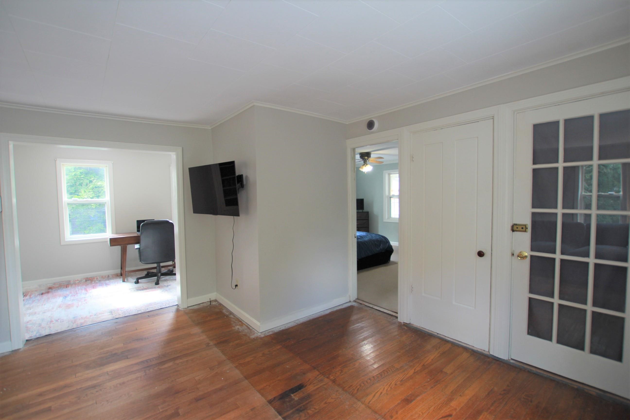 44 Pleasant Street