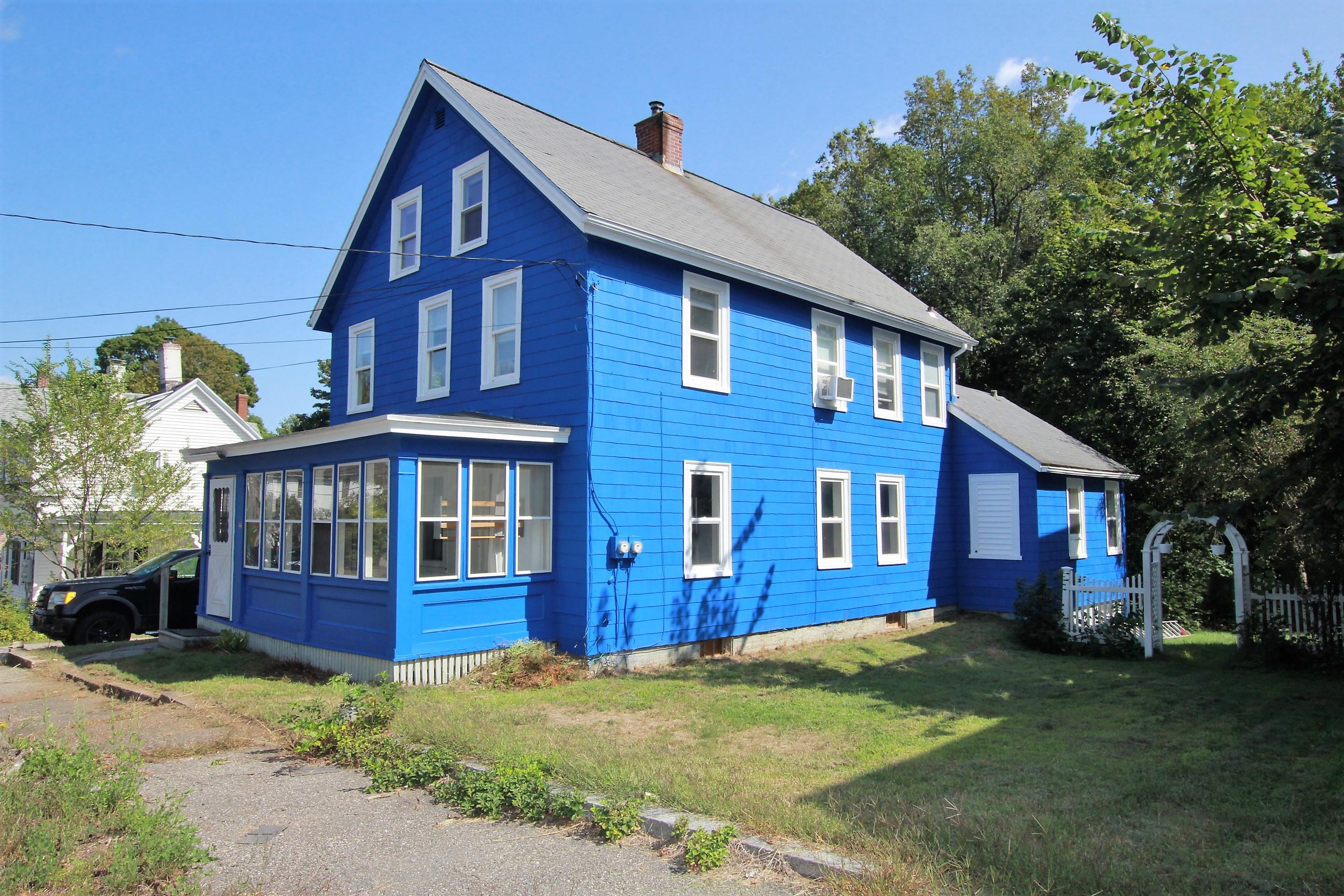 44 Pleasant Street