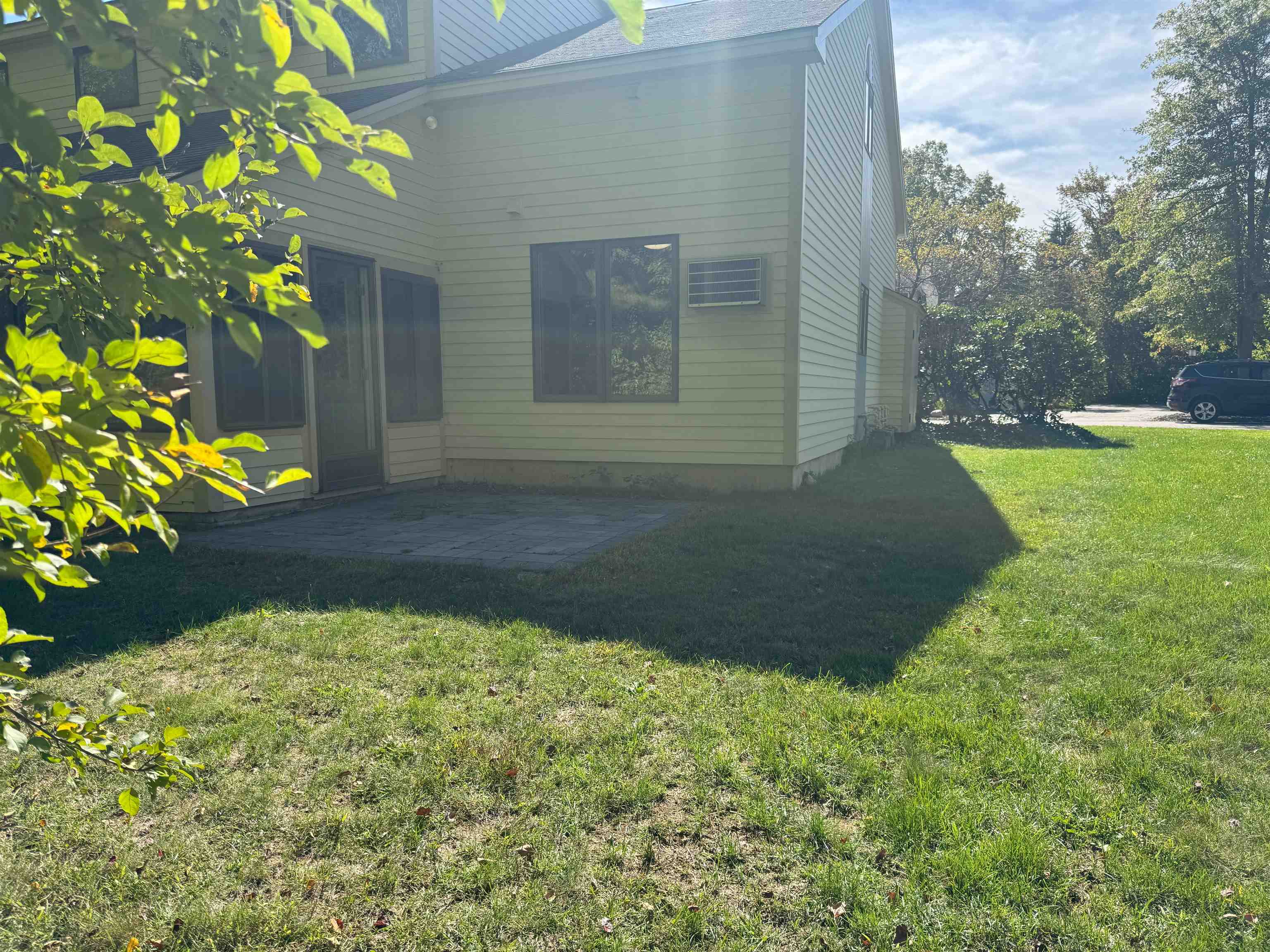 10 Lady Slipper Court