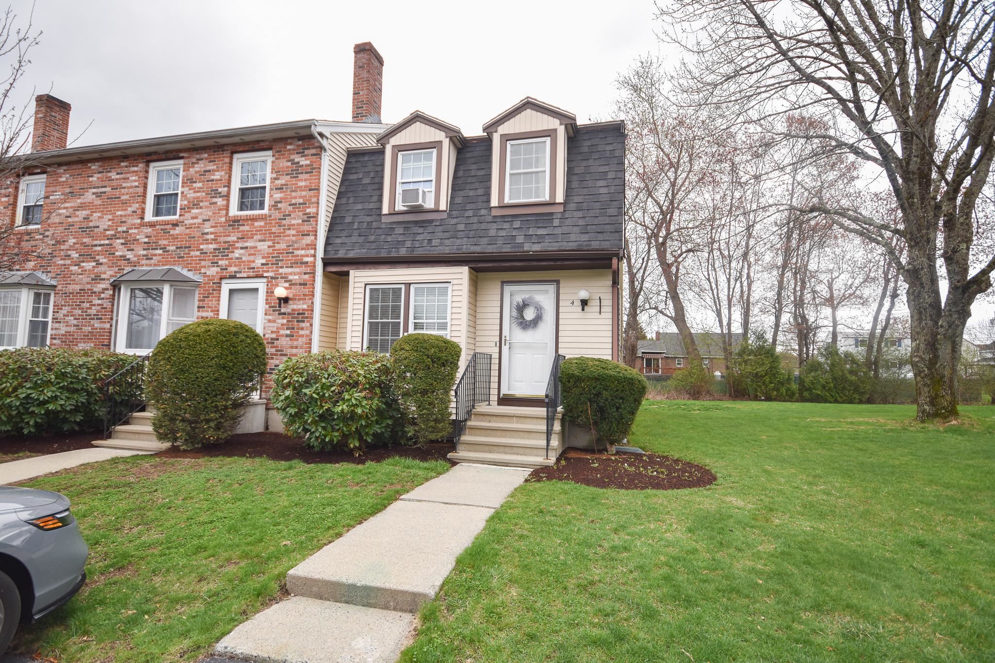 135 Forrest Street Unit: 4