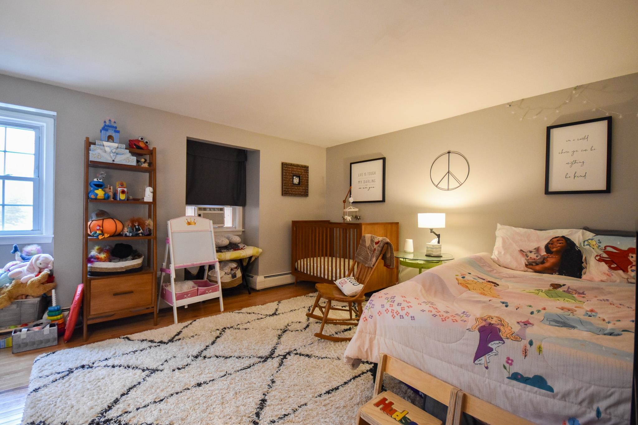 135 Forrest Street Unit: 4