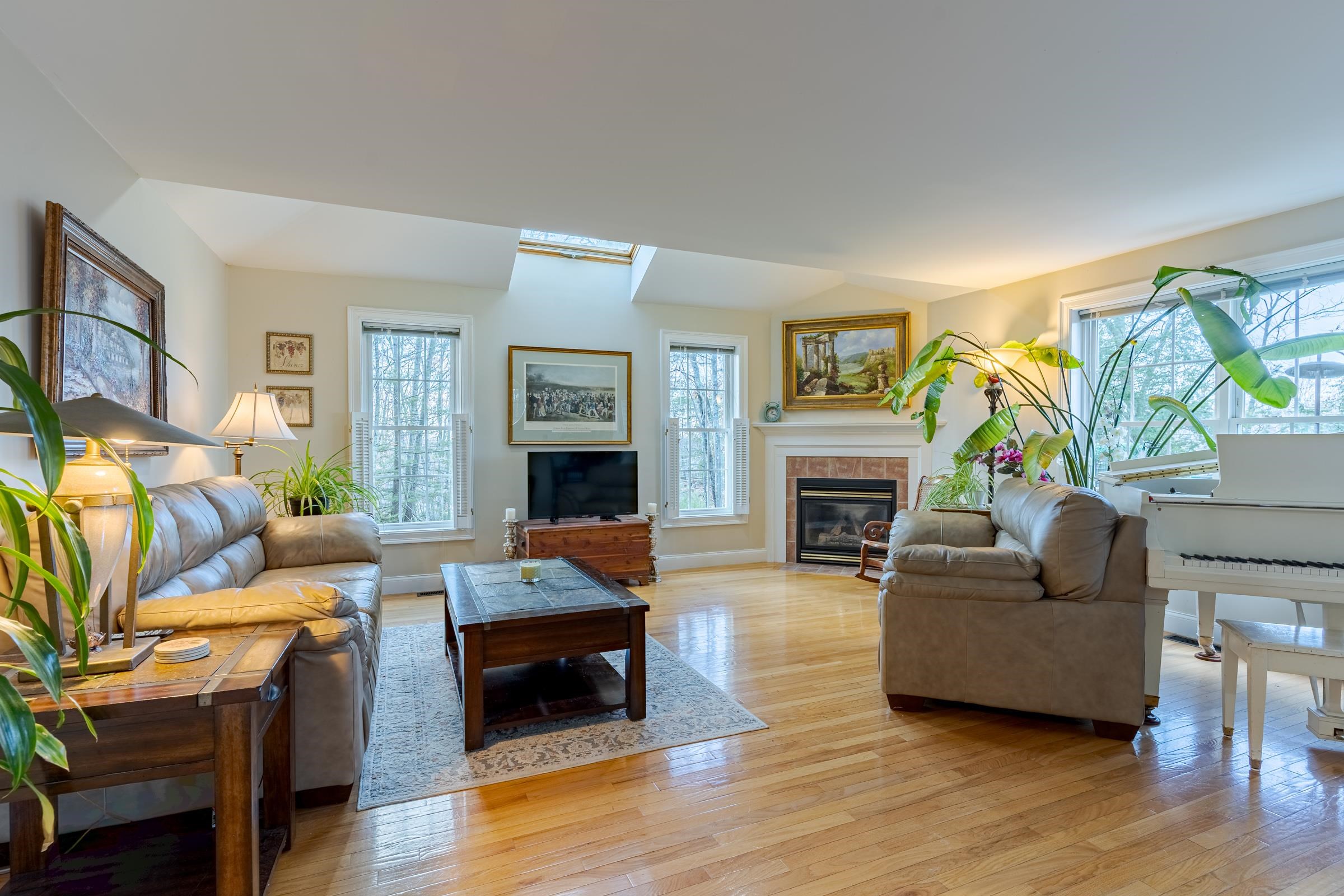 24 Lilac Lane
