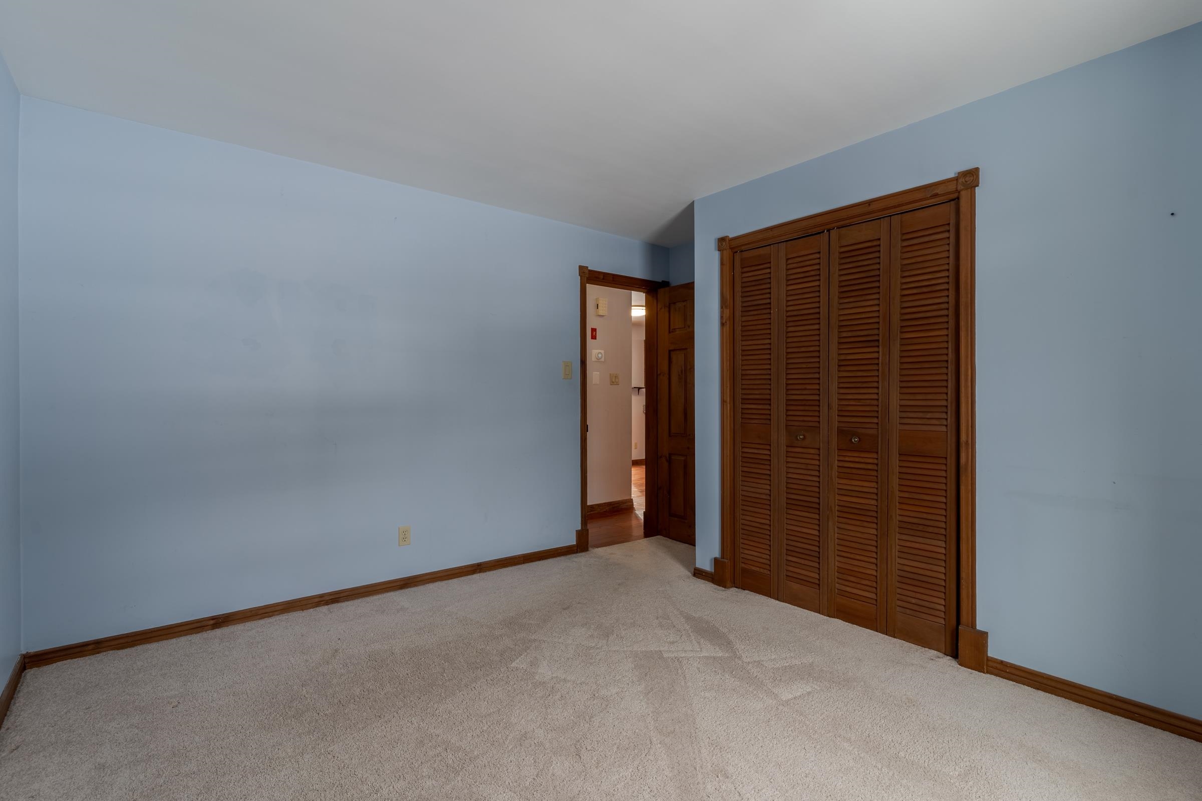 9 Ledgeview Drive