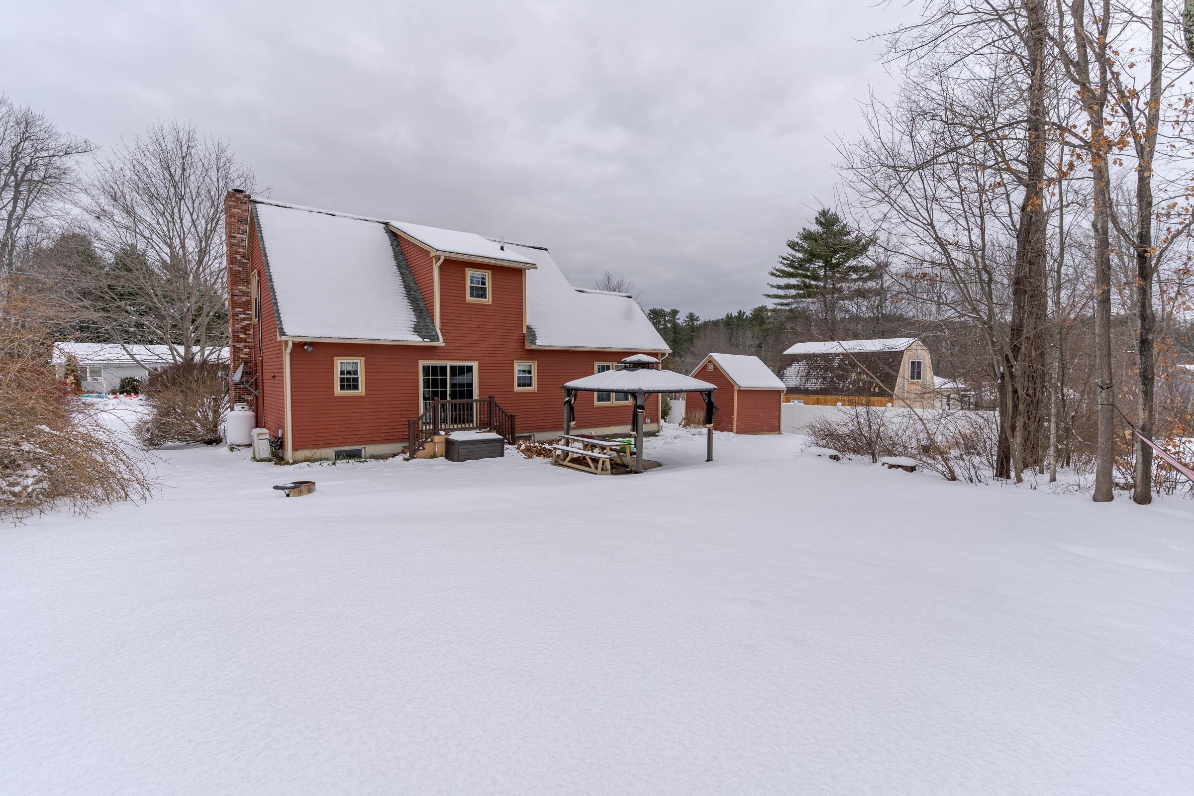 9 Ledgeview Drive