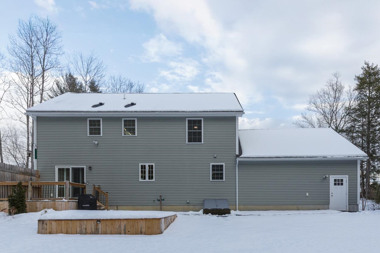 104 Olde Bridge Lane