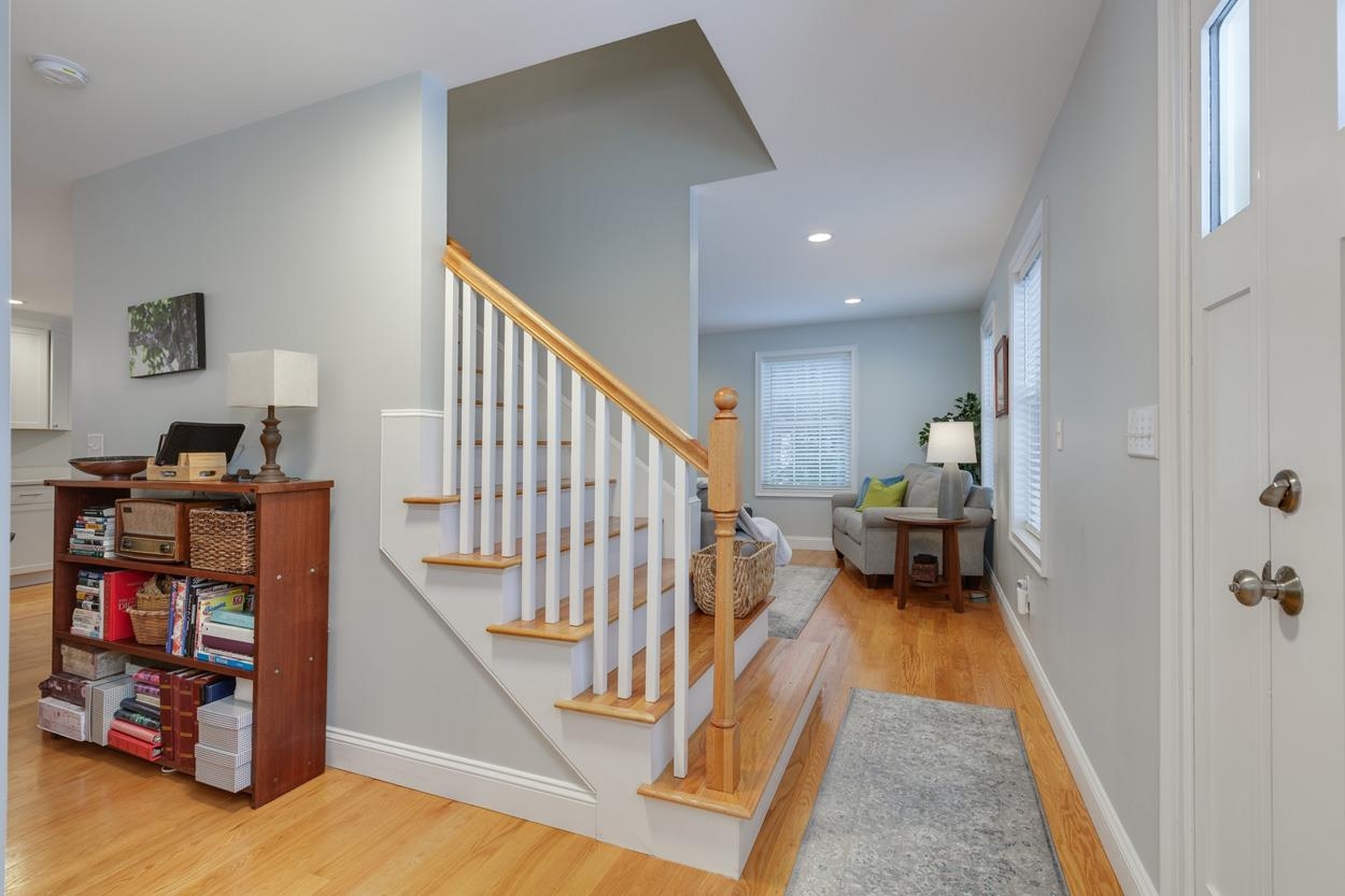104 Olde Bridge Lane