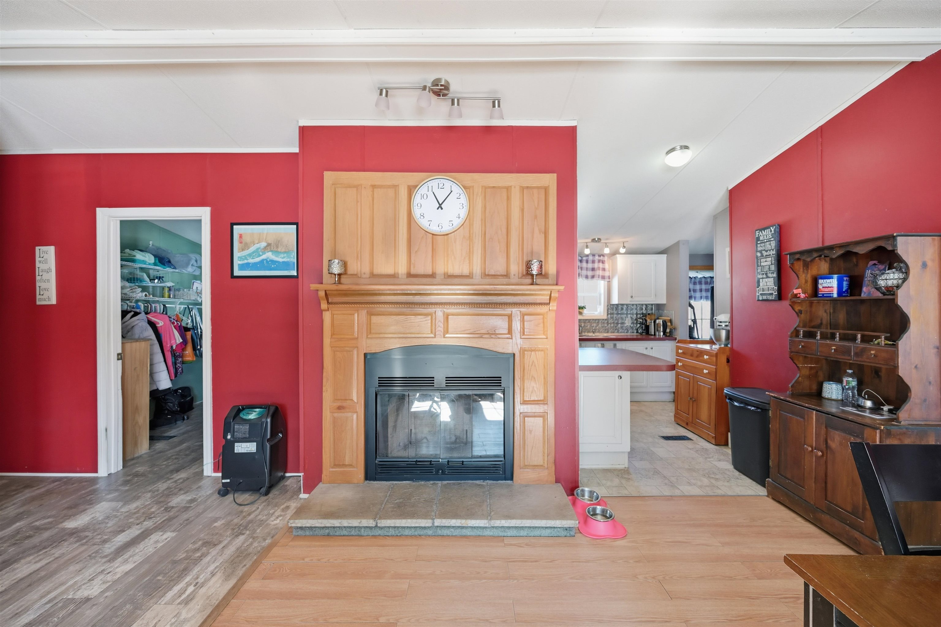 11 Darren Drive