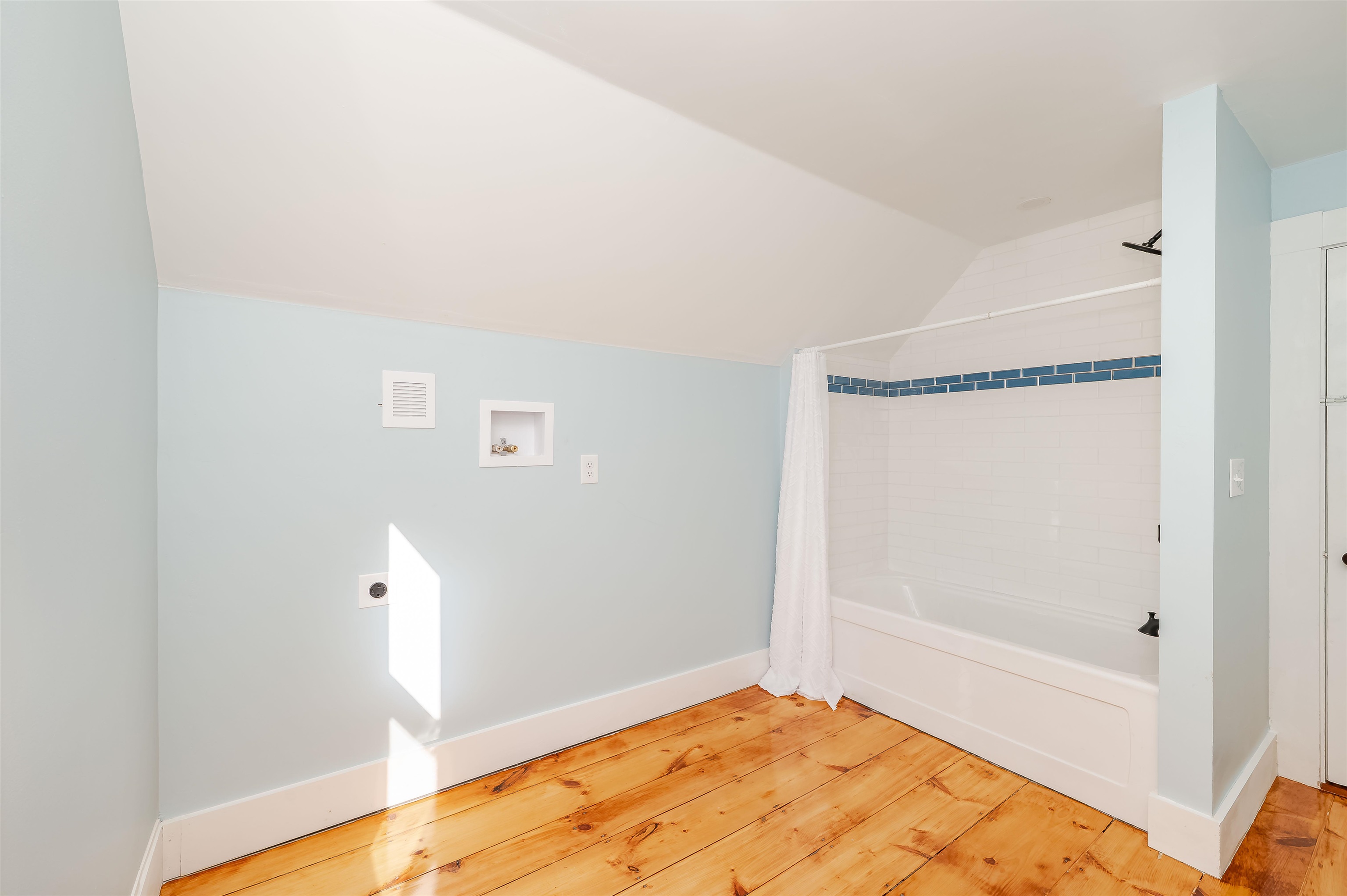 47 Chamberlain Street