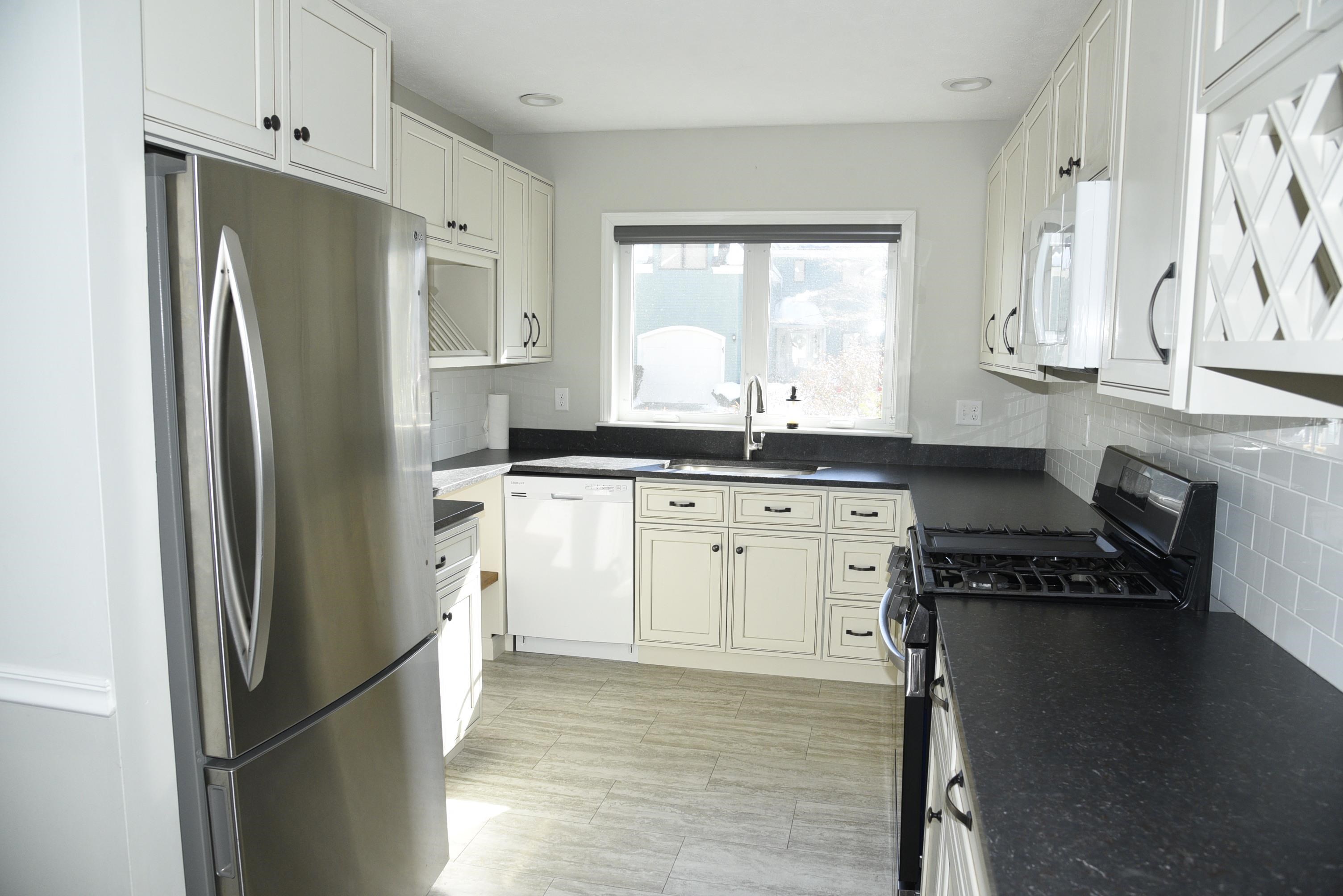 21 Clearwater Drive Unit: 21